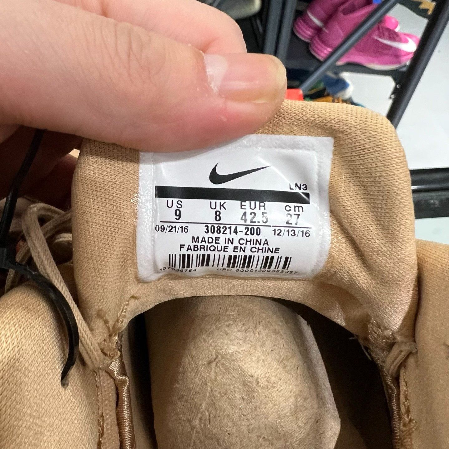 Nike Nike Lowtop Sneakers 9.5 Men Size US 9.5 / EU 42-43 - 6 Thumbnail