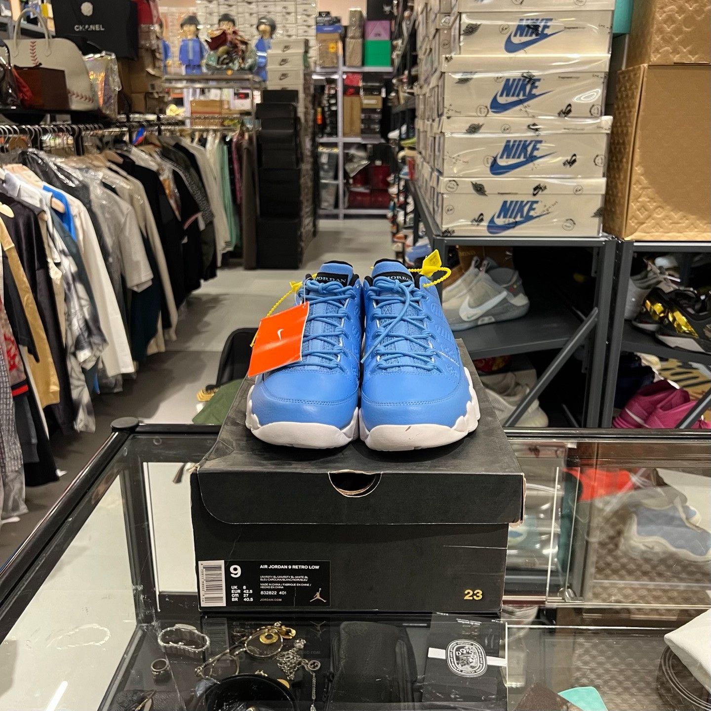 Nike Nike Blue Lowtop Sneakers 9.5 Men Size US 9.5 / EU 42-43 - 2 Thumbnail