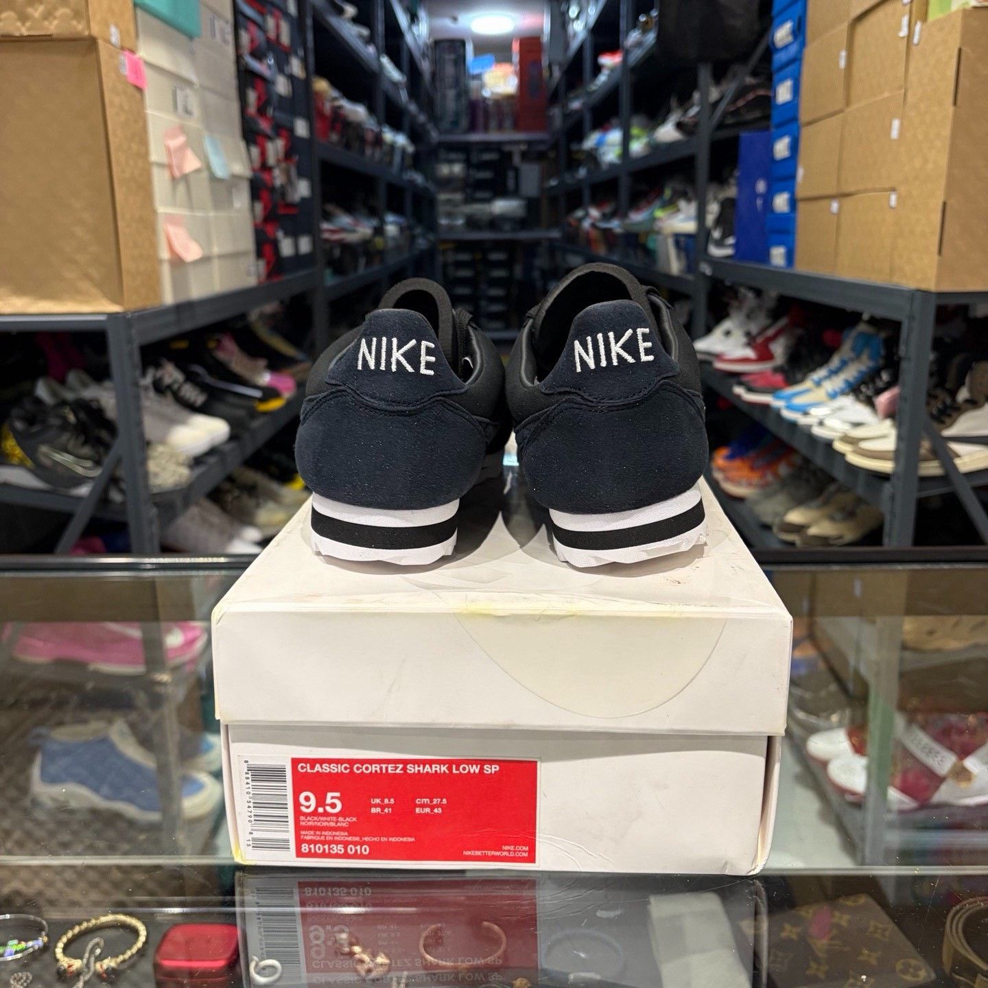 Nike Nike Black Lowtop Sneakers 10 Men Size US 10 / EU 43 - 3 Thumbnail