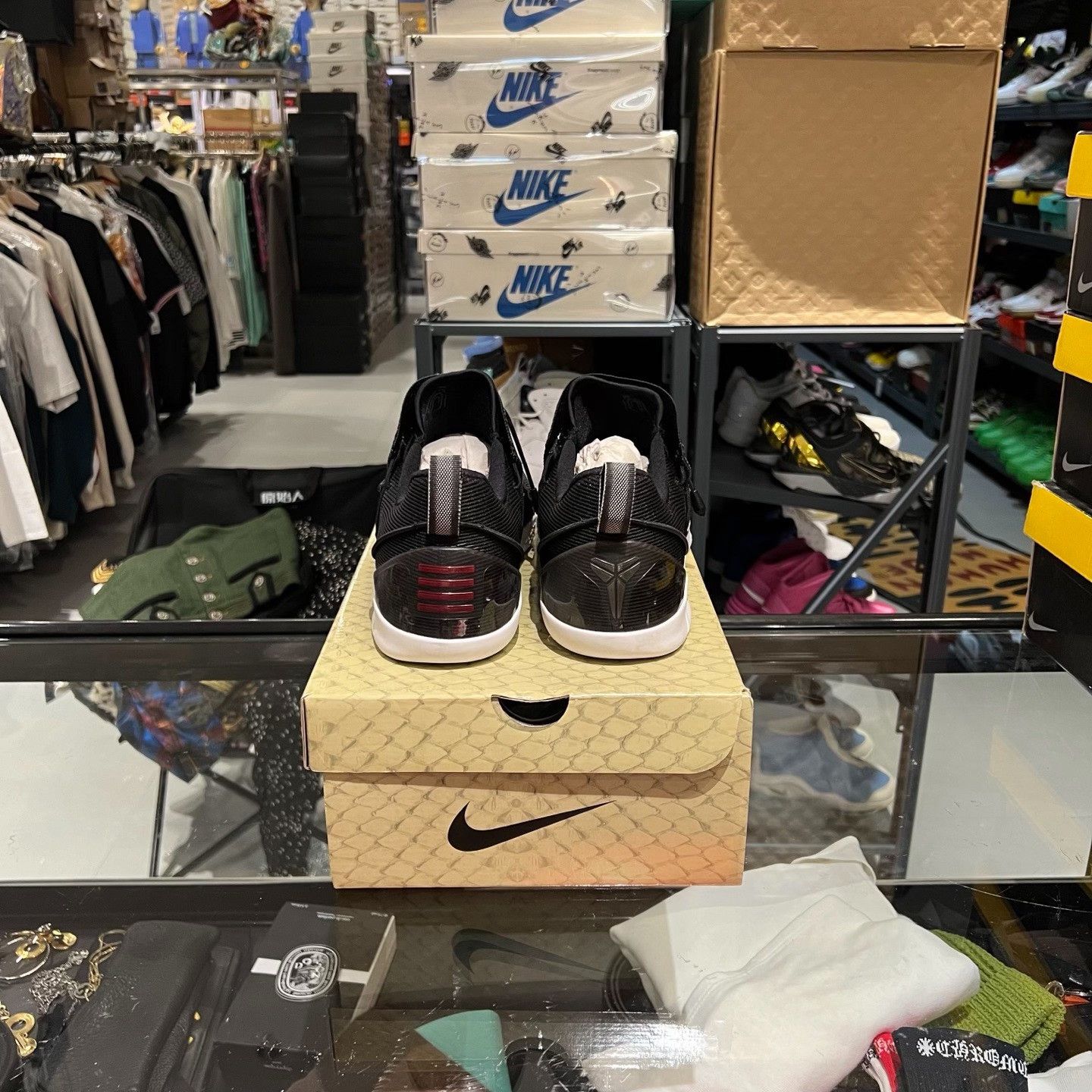 Nike Nike Lowtop Sneakers 10 Men Size US 10 / EU 43 - 3 Thumbnail