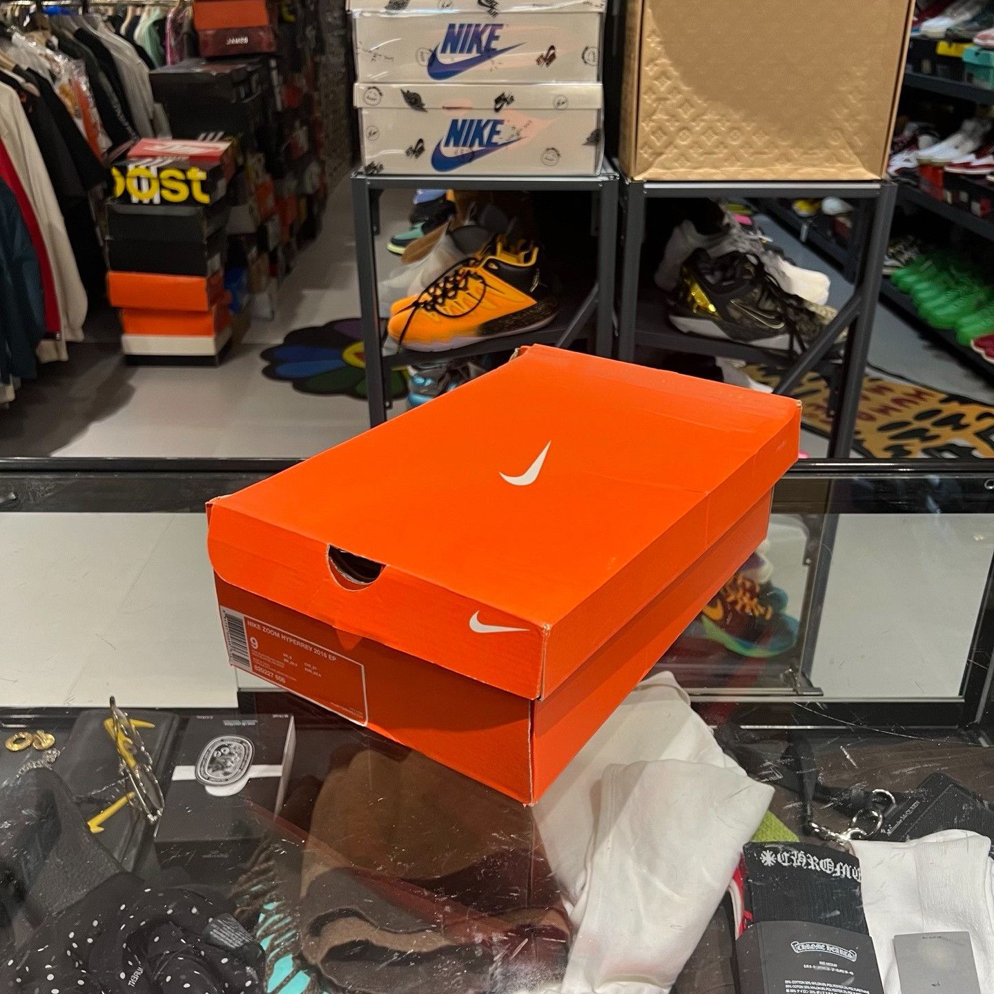 Nike Nike Lowtop Sneakers 9.5 Men Size US 9.5 / EU 42-43 - 5 Thumbnail