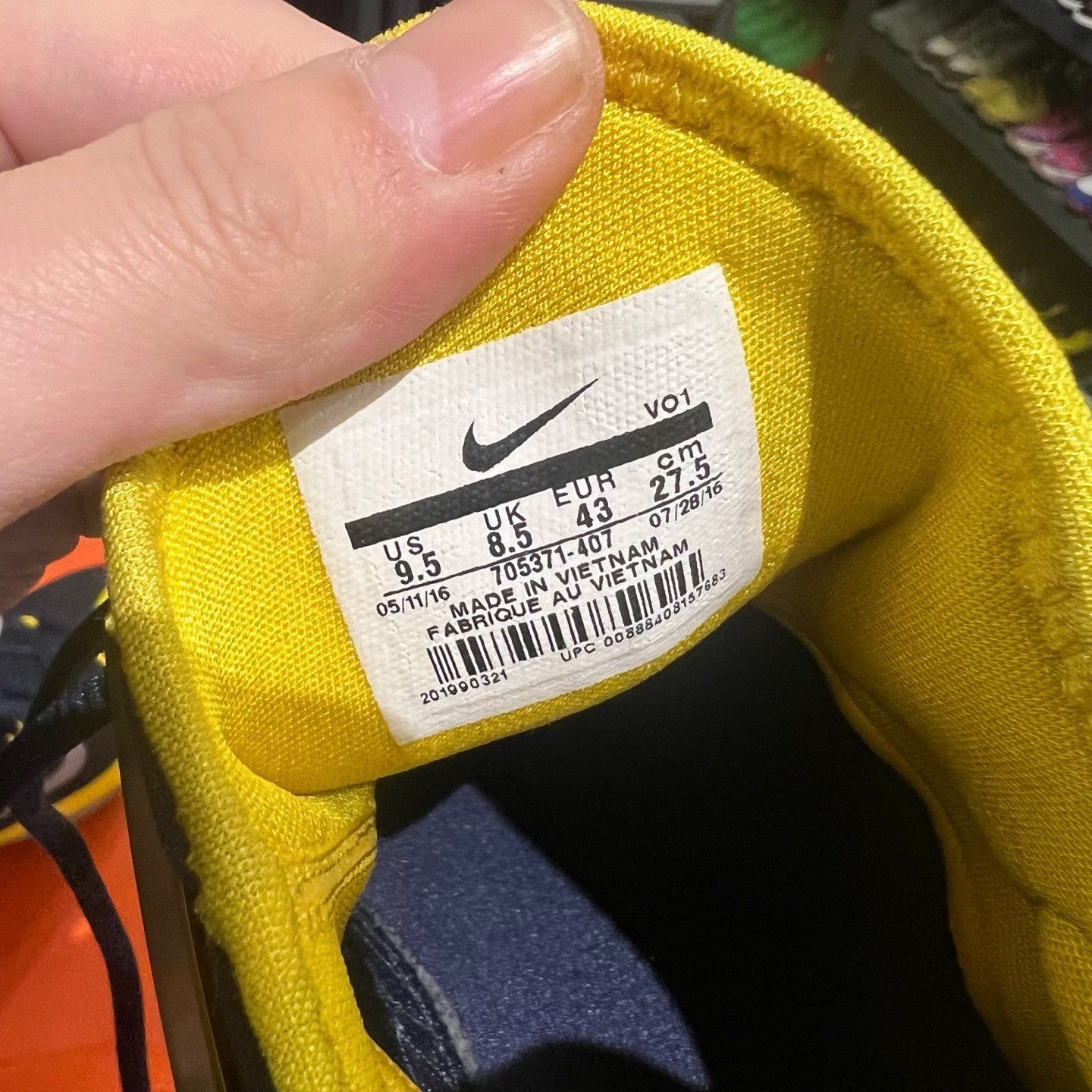 Nike Nike Lowtop Sneakers 10 Men Size US 10 / EU 43 - 6 Thumbnail
