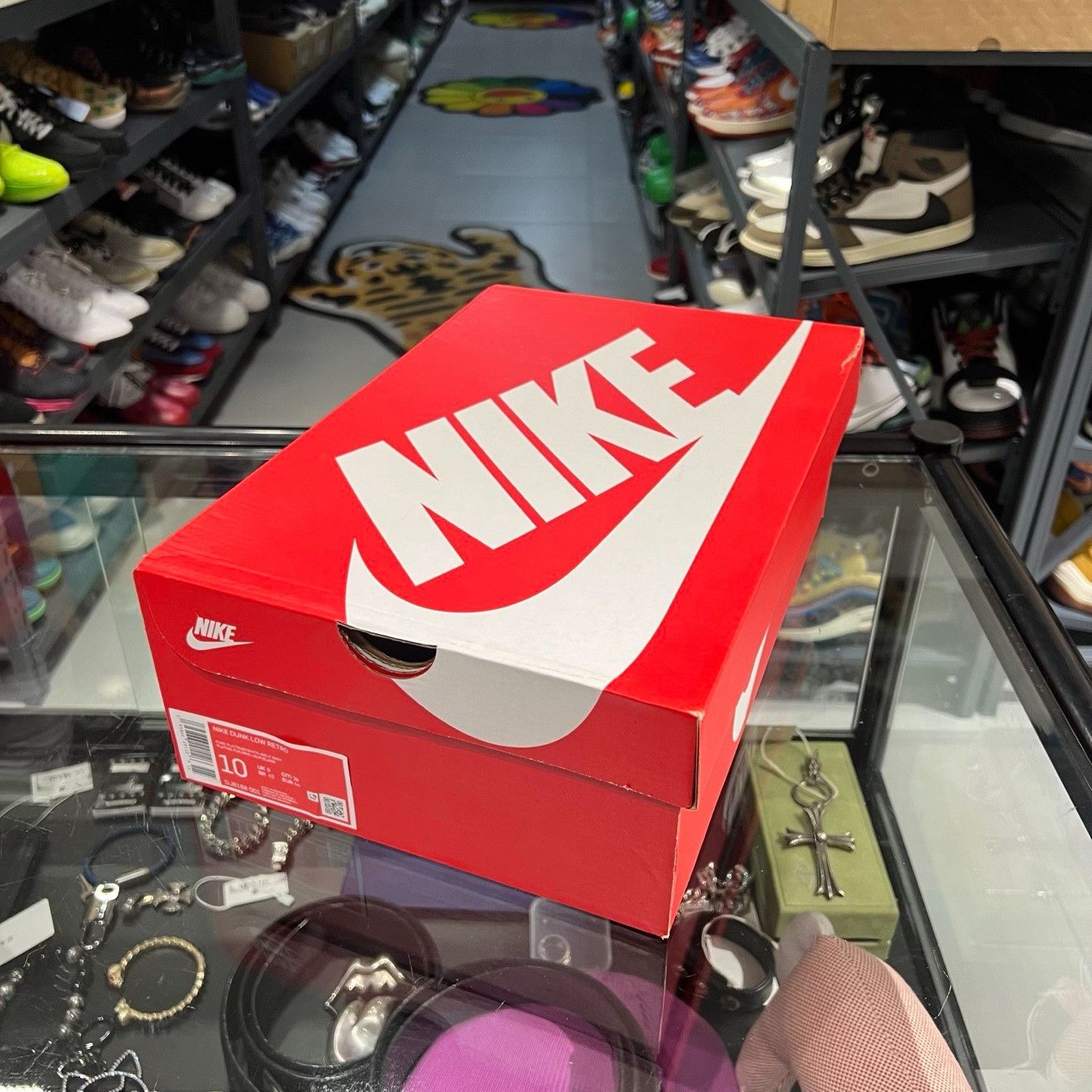 Nike Nike White Lowtop Sneakers 10.5 Men Size US 10.5 / EU 43-44 - 4 Thumbnail