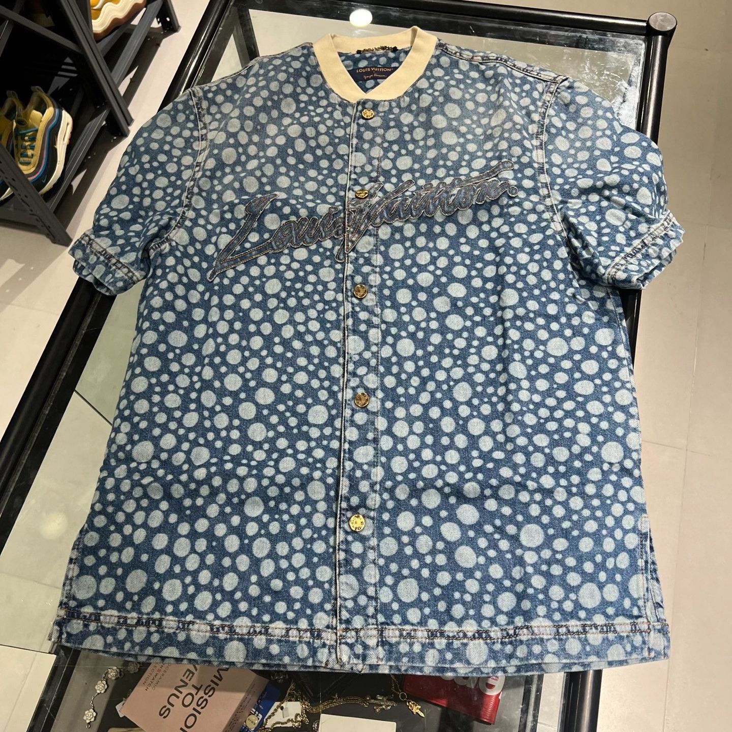 Louis Vuitton Louis Vuitton T-Shirt xs Men Size US XS / EU 42 / 0 - 3 Thumbnail