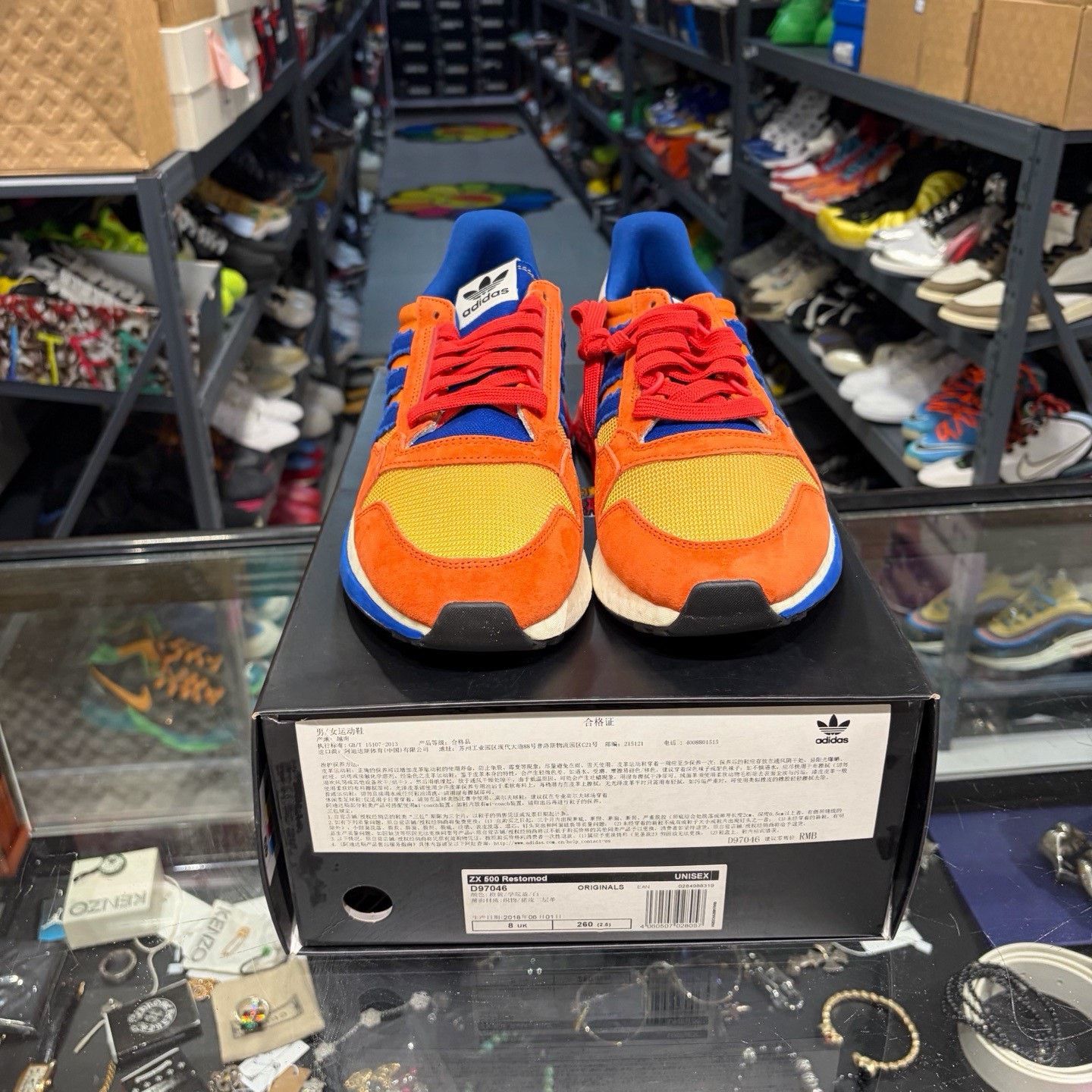 Adidas Adidas Orange Lowtop Sneakers 9 Men Size US 9 / EU 42 - 2 Thumbnail
