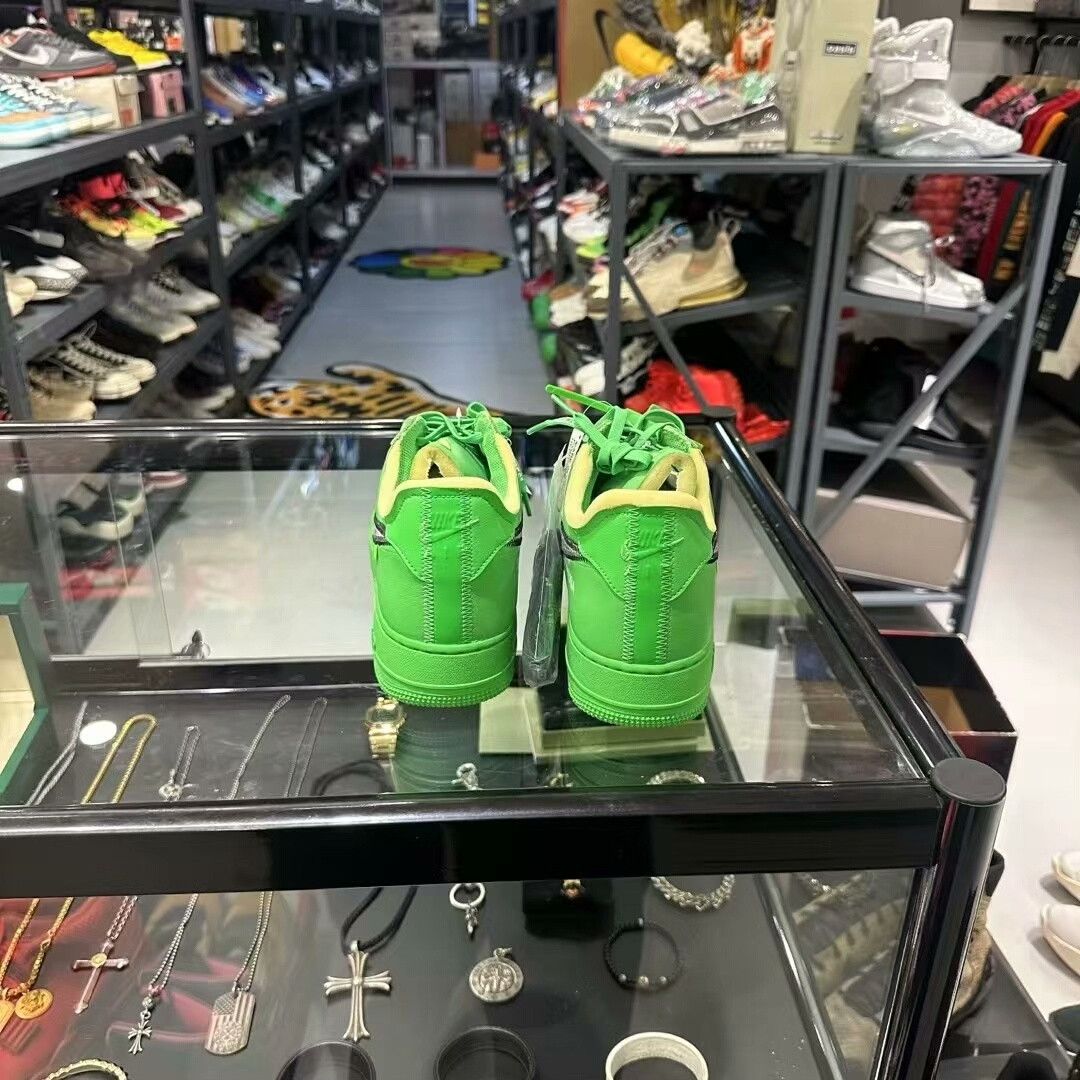Nike Nike Green Lowtop Sneakers 13 Men Size US 13 / EU 46 - 3 Thumbnail