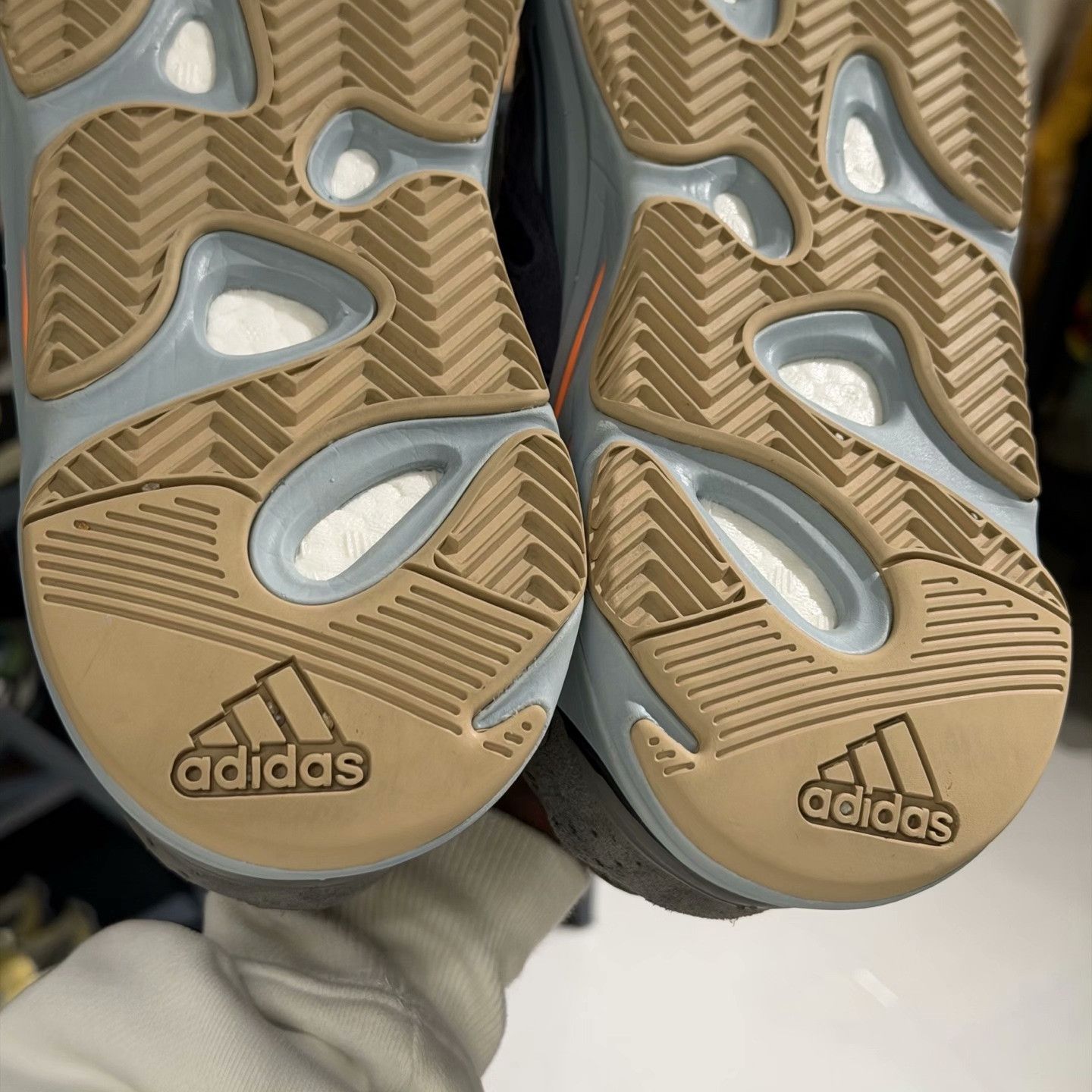 Adidas Adidas Blue Lowtop Sneakers 11.5 Men Size US 11.5 / EU 44-45 - 5 Thumbnail