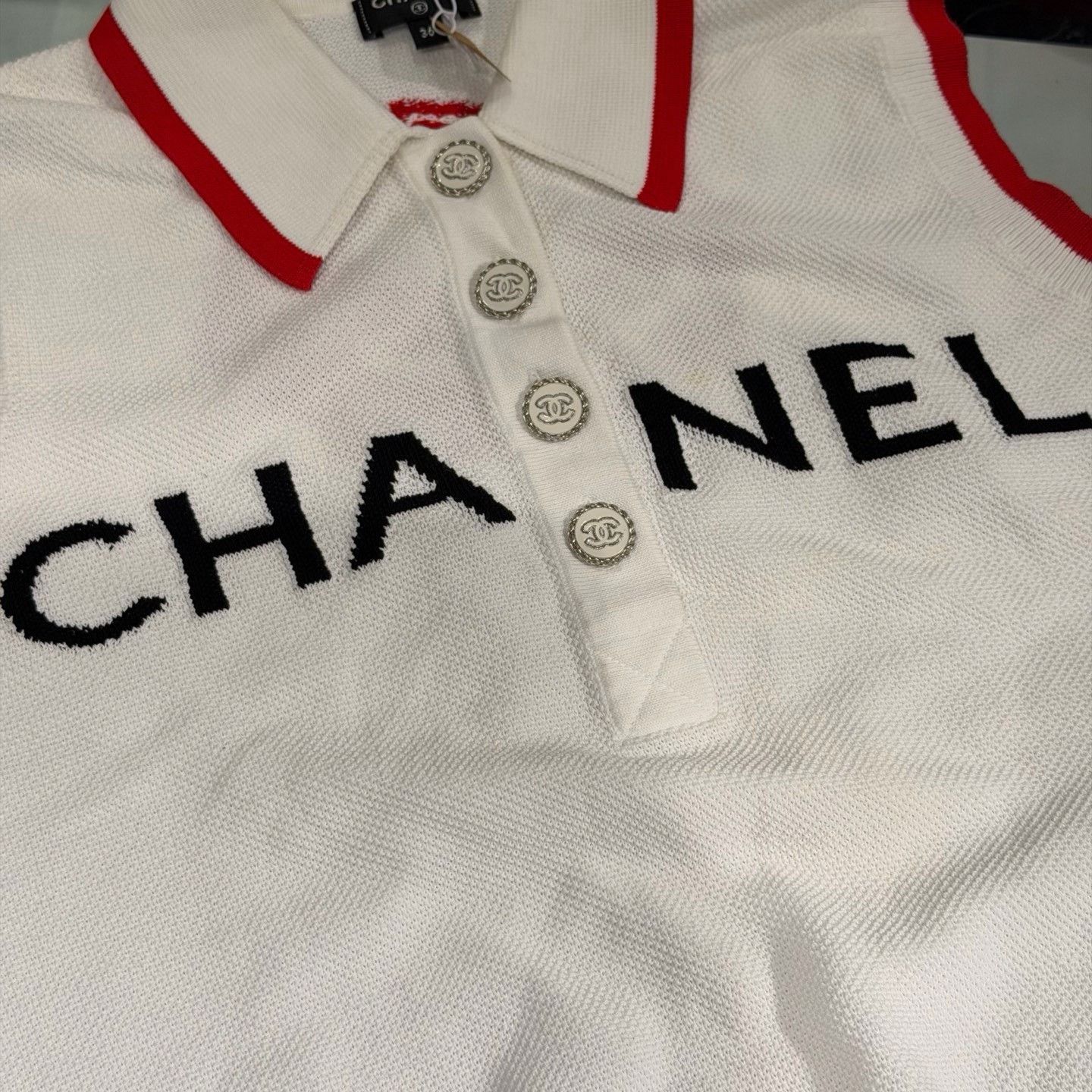 Chanel Chanel Red Sweater S Women Size S / US 4 / IT 40 - 3 Thumbnail