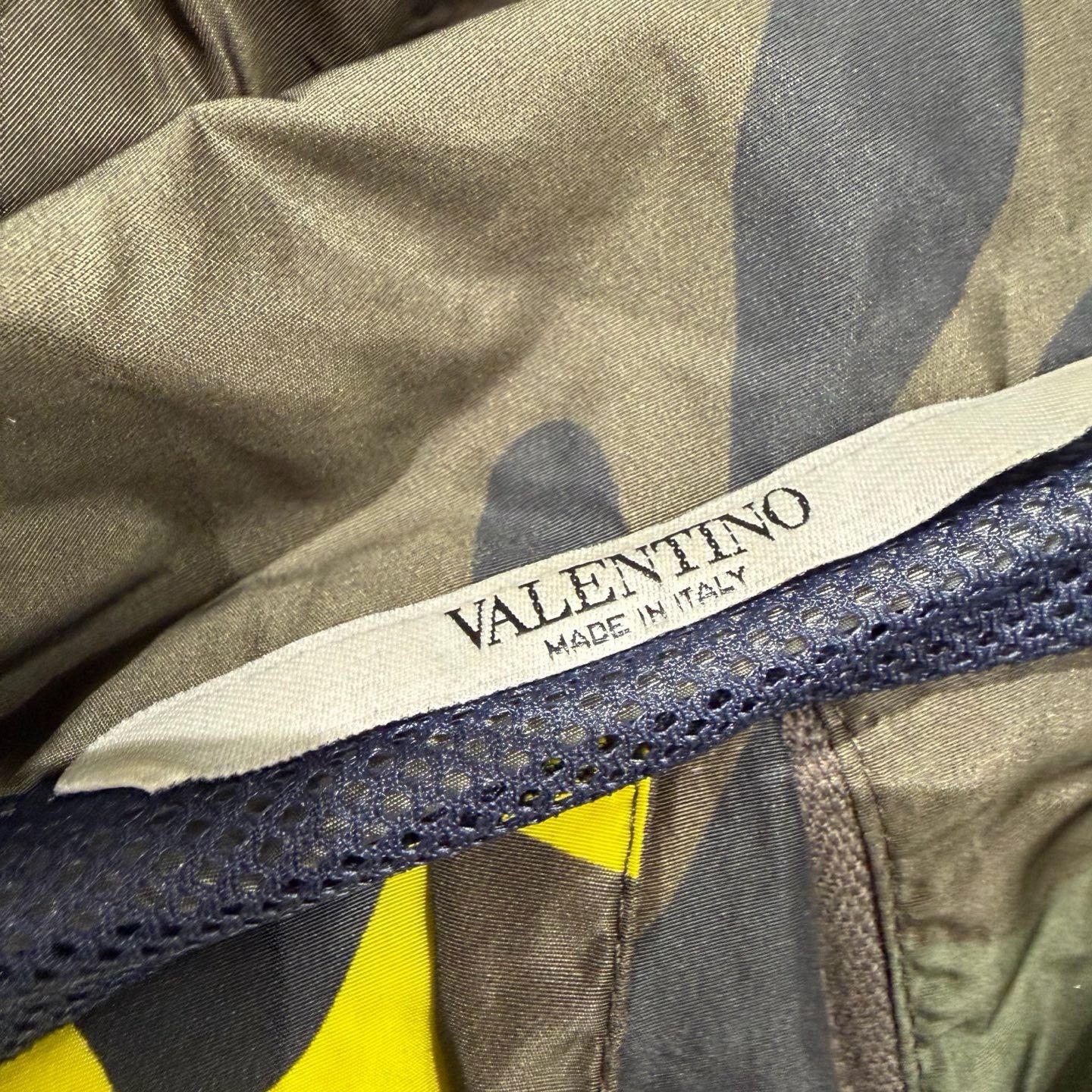 Valentino Valentino Light Jacket xl Men Size US XL / EU 56 / 4 - 3 Thumbnail