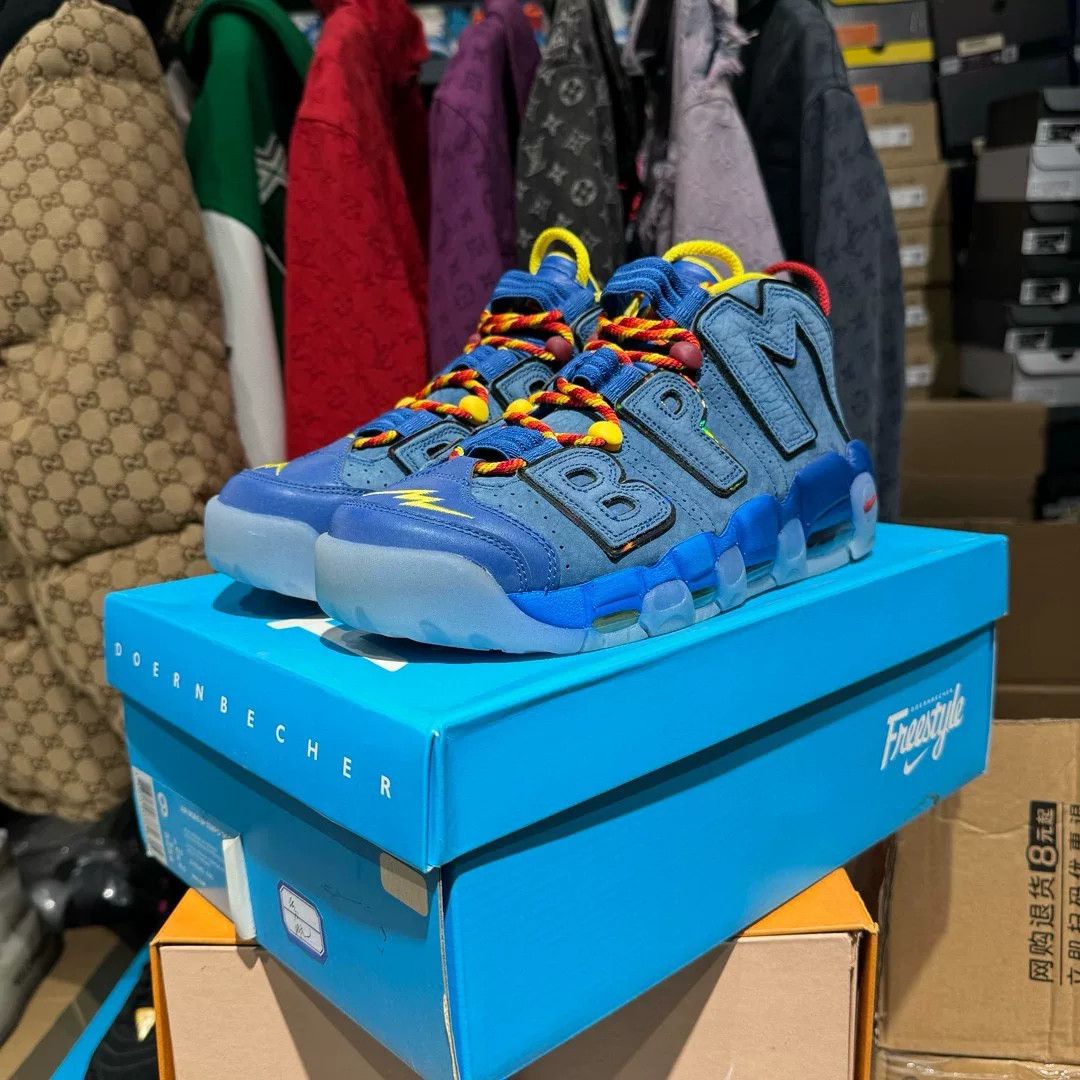 Nike Nike Blue Lowtop Sneakers 11.5 Men Size US 11.5 / EU 44-45 - 4 Thumbnail