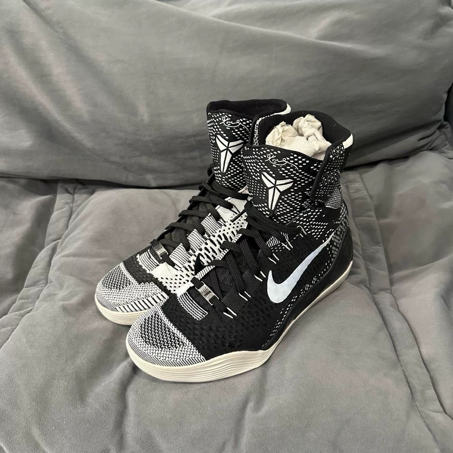 Nike Nike Black Lowtop Sneakers 8.5 Men Size US 8.5 / EU 41-42 - 7 Thumbnail