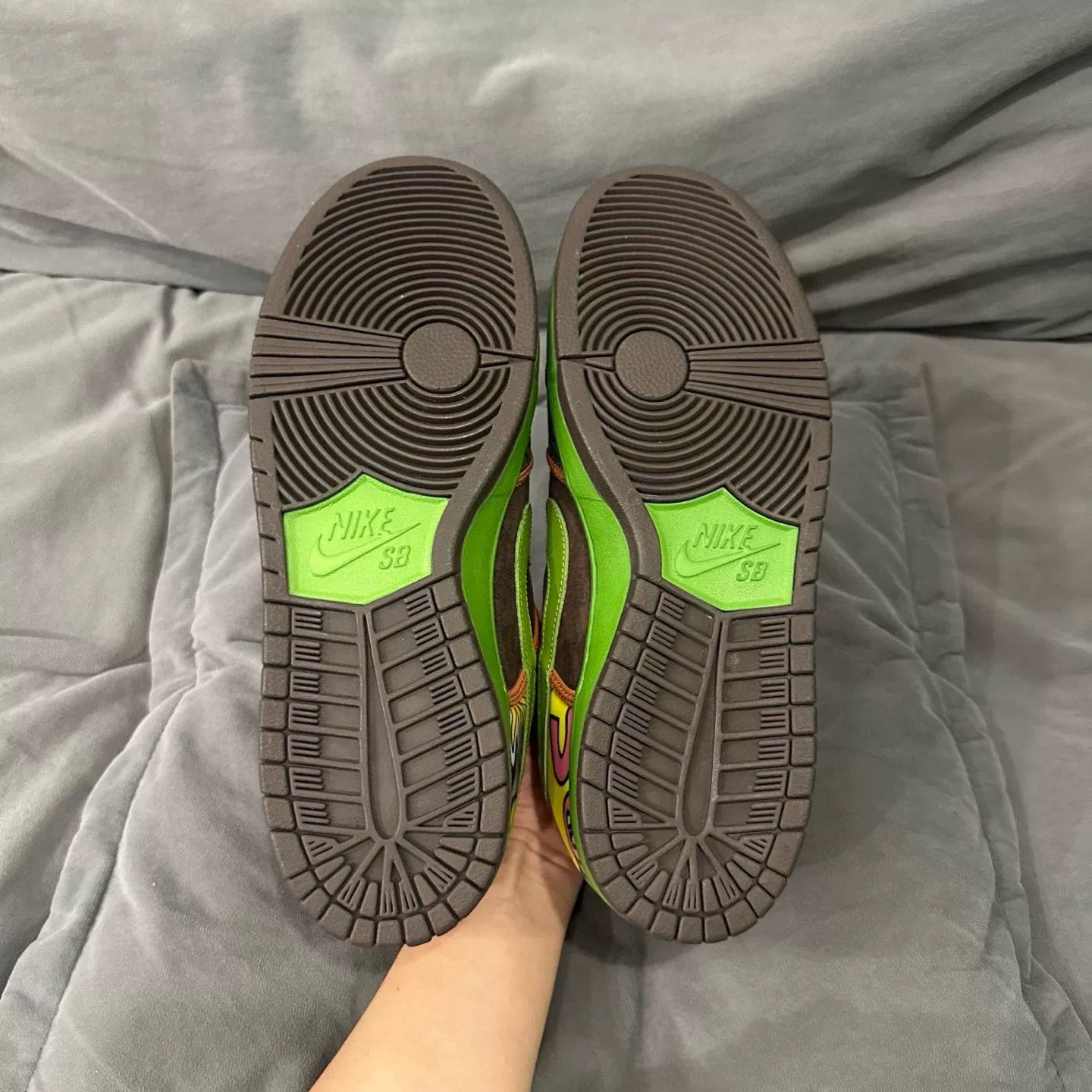 Nike Nike Green Lowtop Sneakers 12 Men Size US 12 / EU 45 - 8 Thumbnail