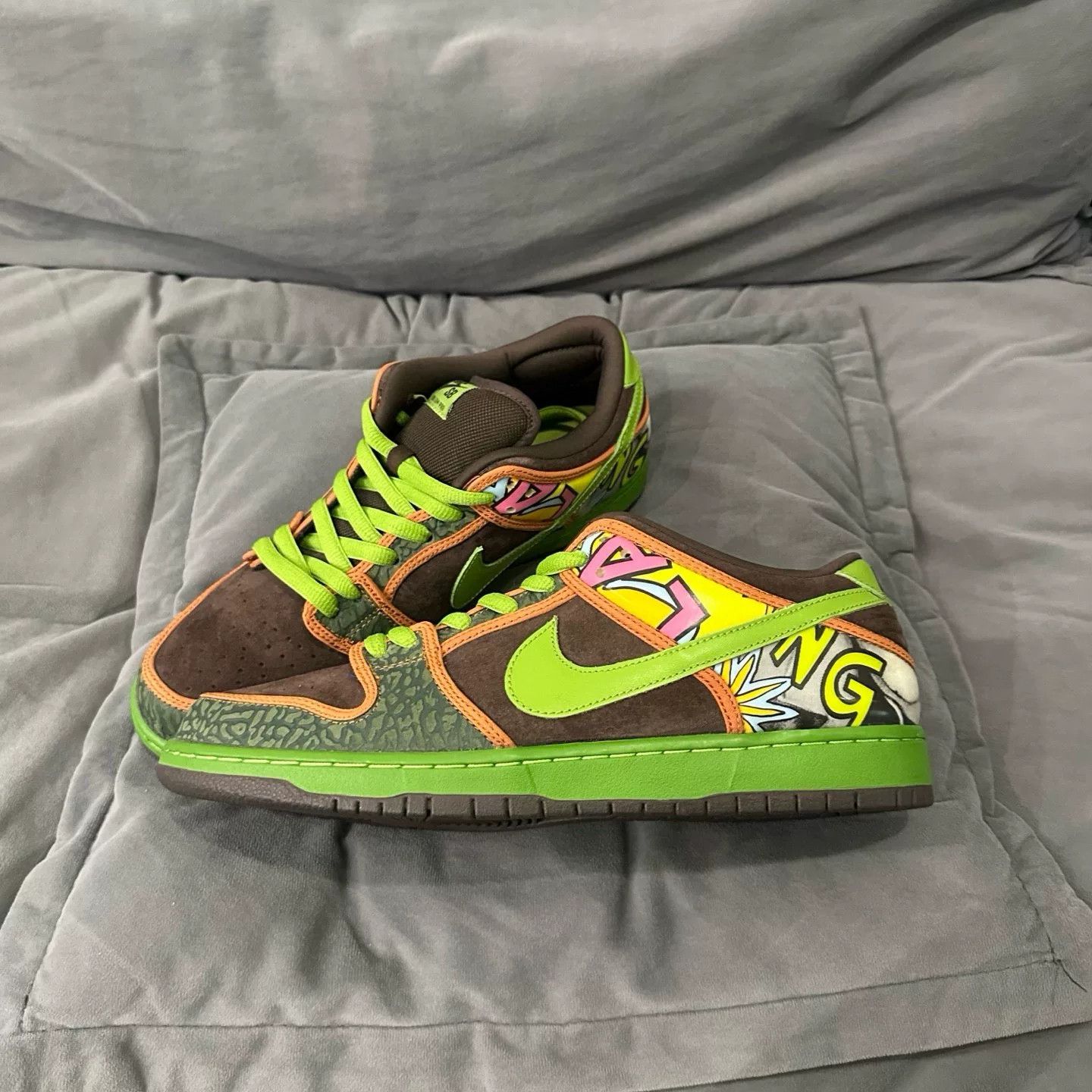 Nike Nike Green Lowtop Sneakers 12 Men Size US 12 / EU 45 - 7 Thumbnail