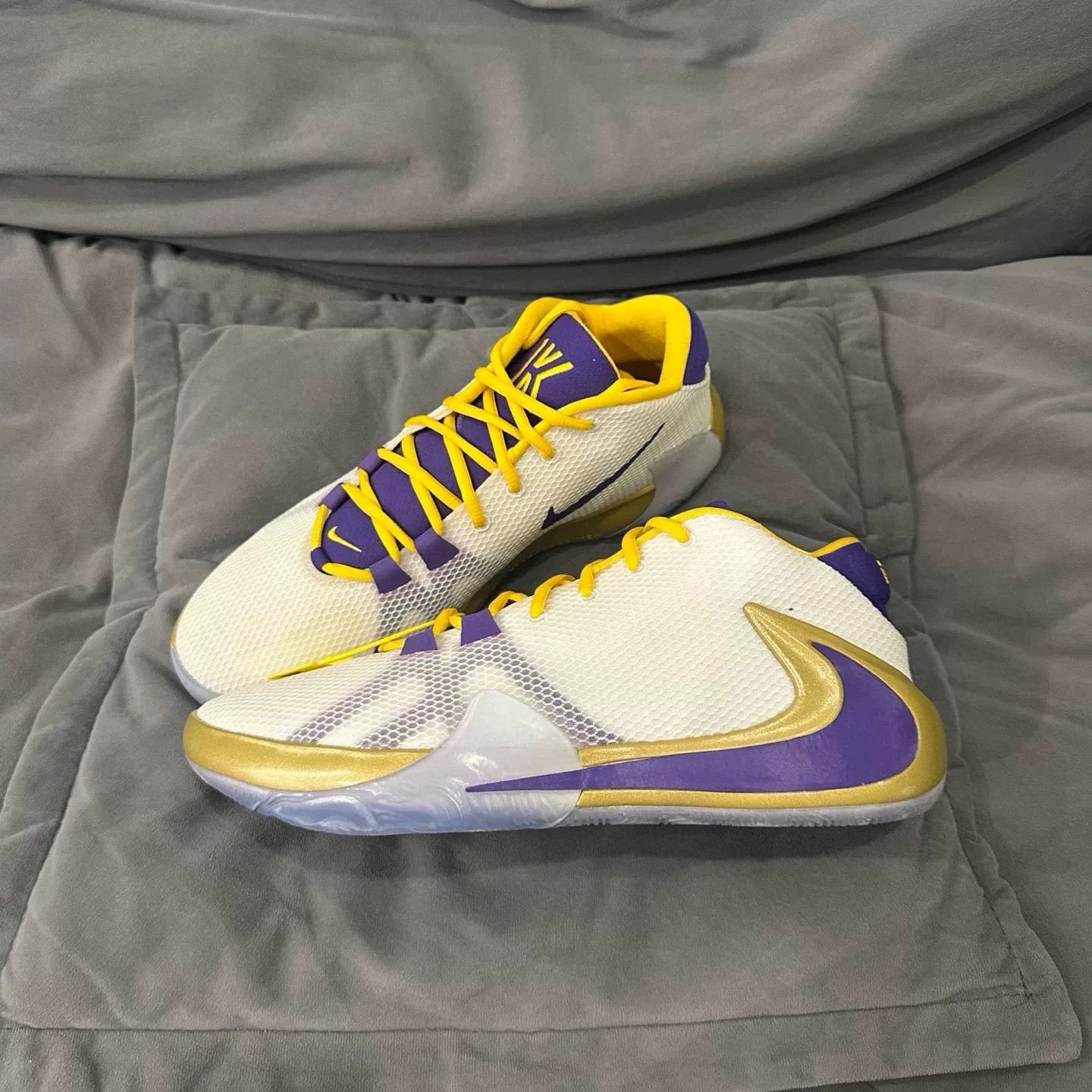 Nike Nike Purple Lowtop Sneakers 11.5 Men Size US 11.5 / EU 44-45 - 8 Thumbnail