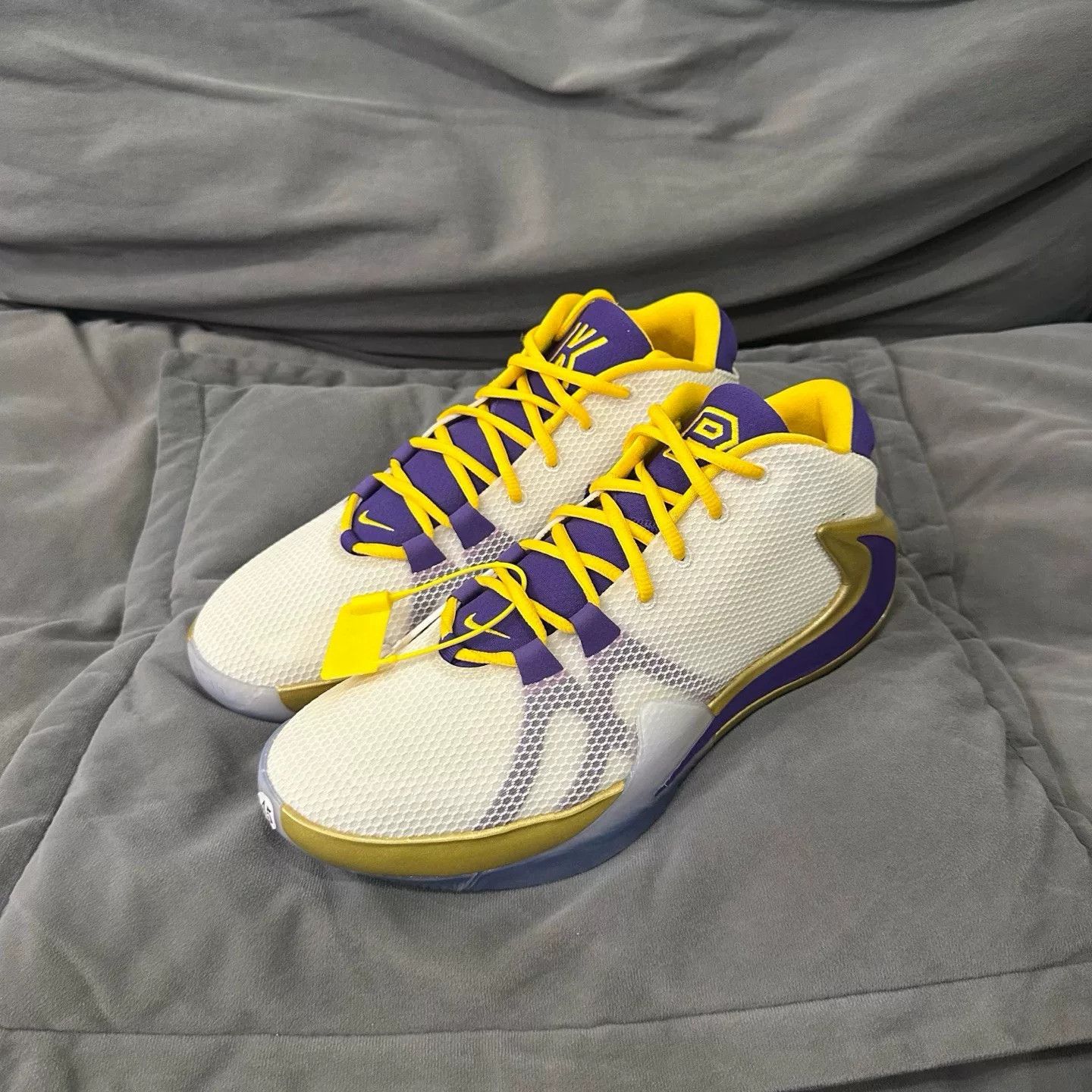 Nike Nike Purple Lowtop Sneakers 11.5 Men Size US 11.5 / EU 44-45 - 7 Thumbnail