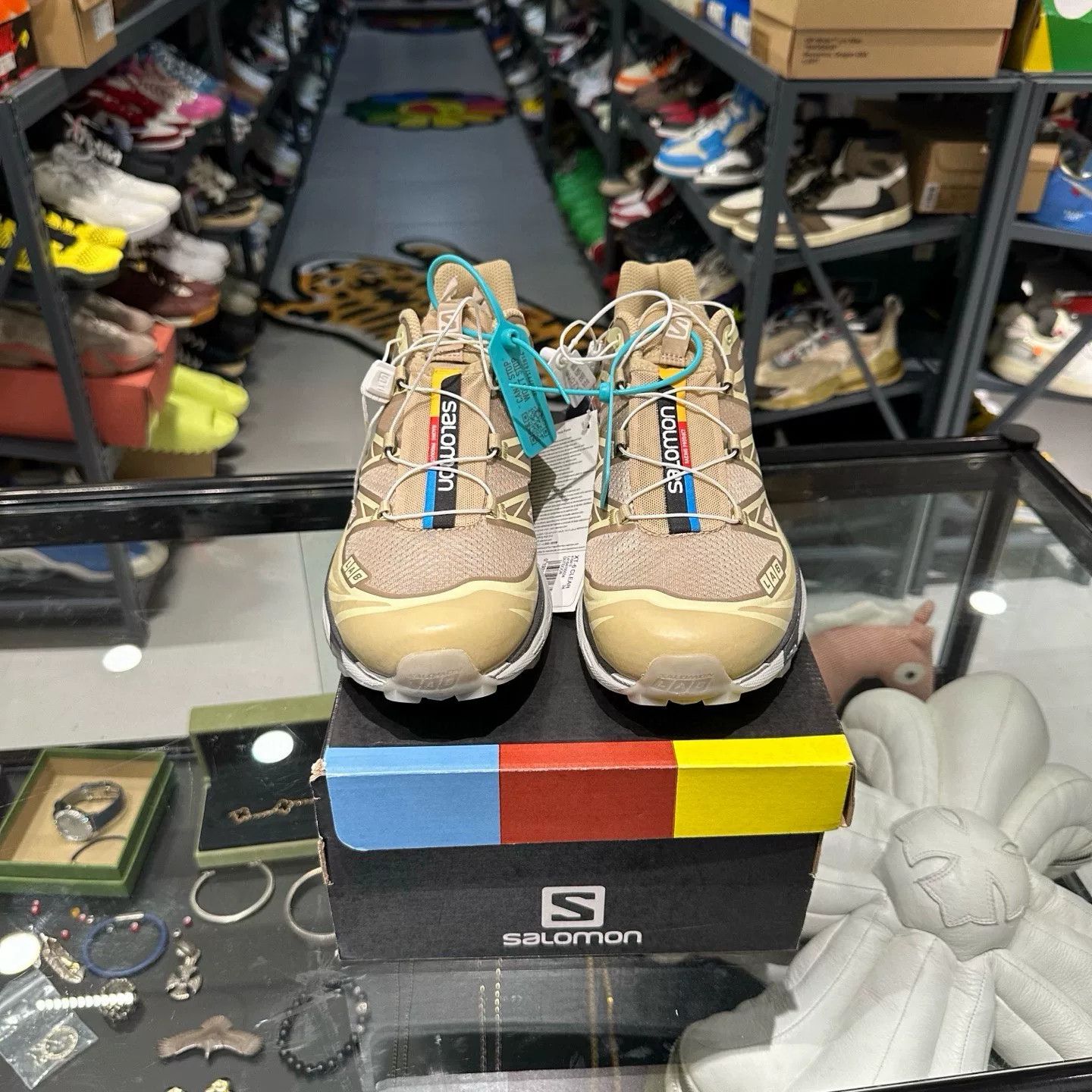 Salomon Salomon Lowtop Sneakers 11.5 Men Size US 11.5 / EU 44-45 - 5 Thumbnail
