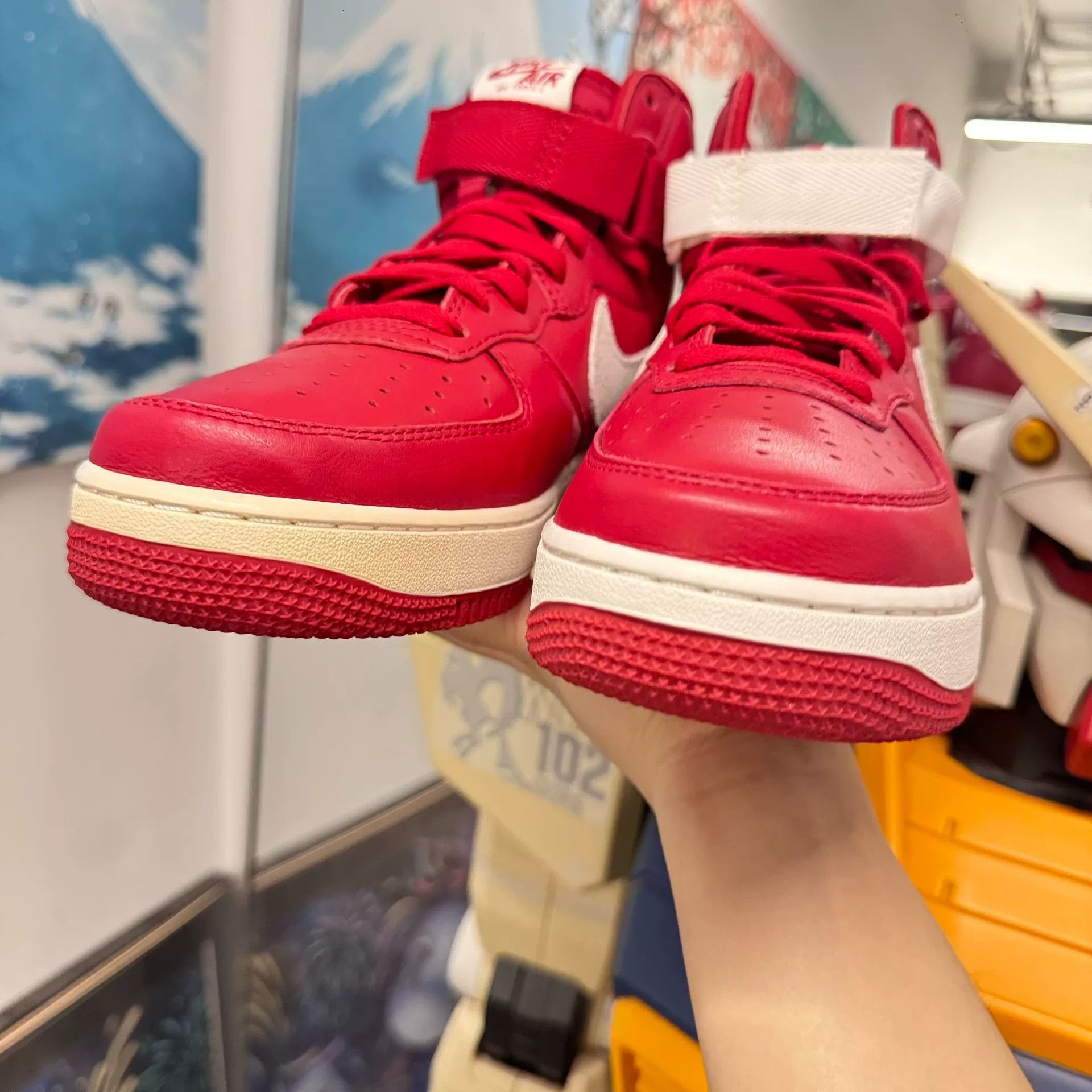 Nike Nike Red Hitop Sneakers 9.5 Men Size US 9.5 / EU 42-43 - 3 Thumbnail