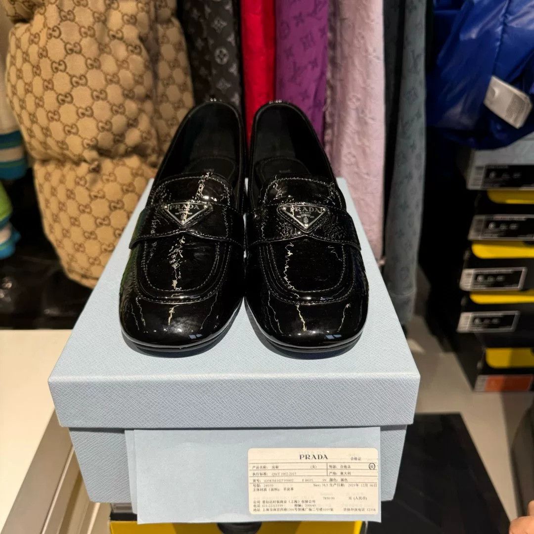 Prada Prada Black Lowtop Sneakers us_7-5 Women Size US 7.5 / IT 37.5 - 5 Thumbnail