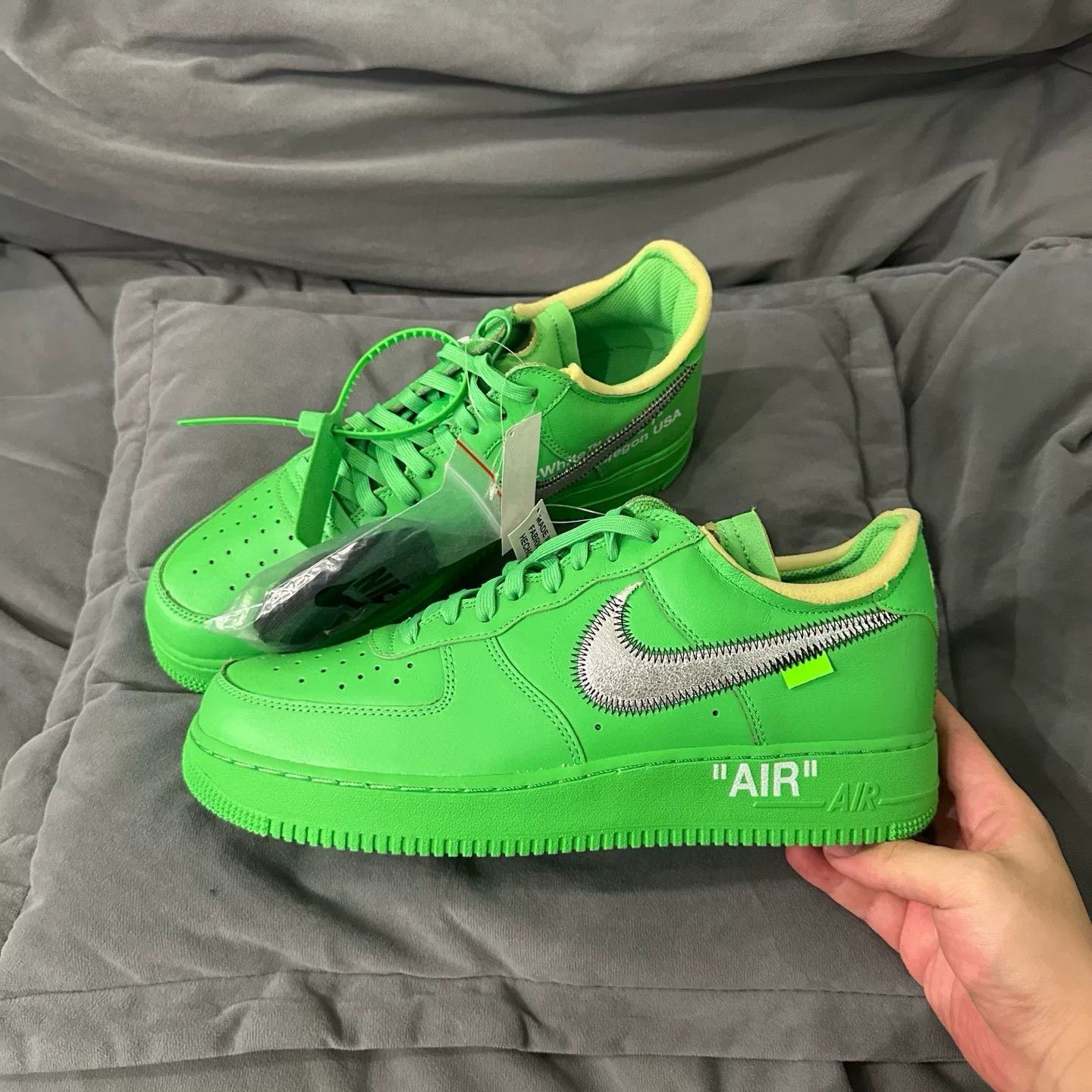 Nike Nike White Lowtop Sneakers 11 Men Size US 11 / EU 44 - 7 Thumbnail