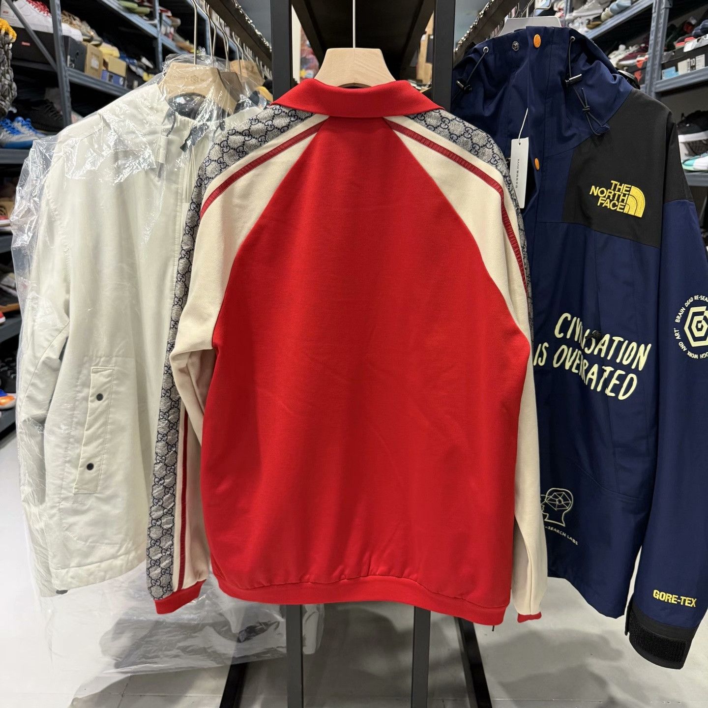 Gucci Gucci Red Jeans 26 Women Size 26" / US 2 / IT 38 - 2 Thumbnail