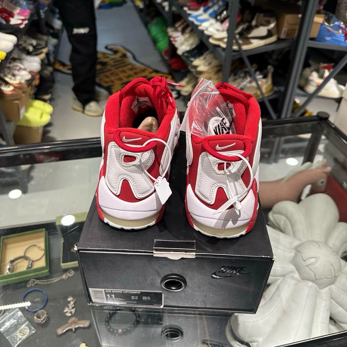 Nike Nike Red Lowtop Sneakers 11.5 Men Size US 11.5 / EU 44-45 - 3 Thumbnail