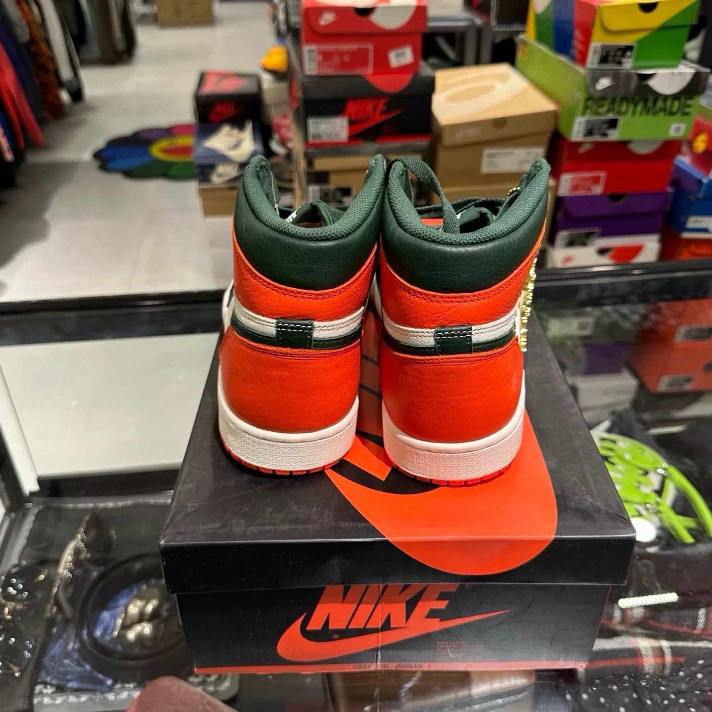 Nike Nike Orange Lowtop Sneakers 10.5 Men Size US 10.5 / EU 43-44 - 3 Thumbnail