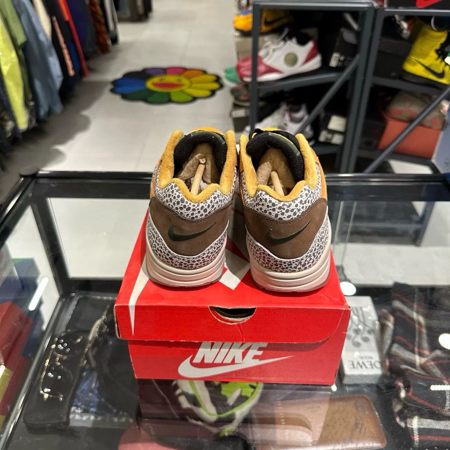 Nike Nike Yellow Lowtop Sneakers 8.5 Men Size US 8.5 / EU 41-42 - 3 Thumbnail