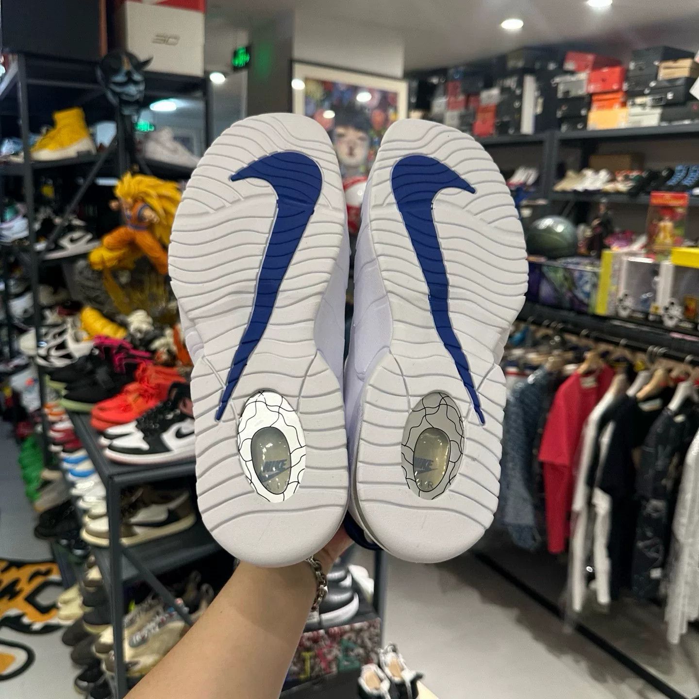 Nike Nike Blue Lowtop Sneakers 11.5 Men Size US 11.5 / EU 44-45 - 4 Thumbnail
