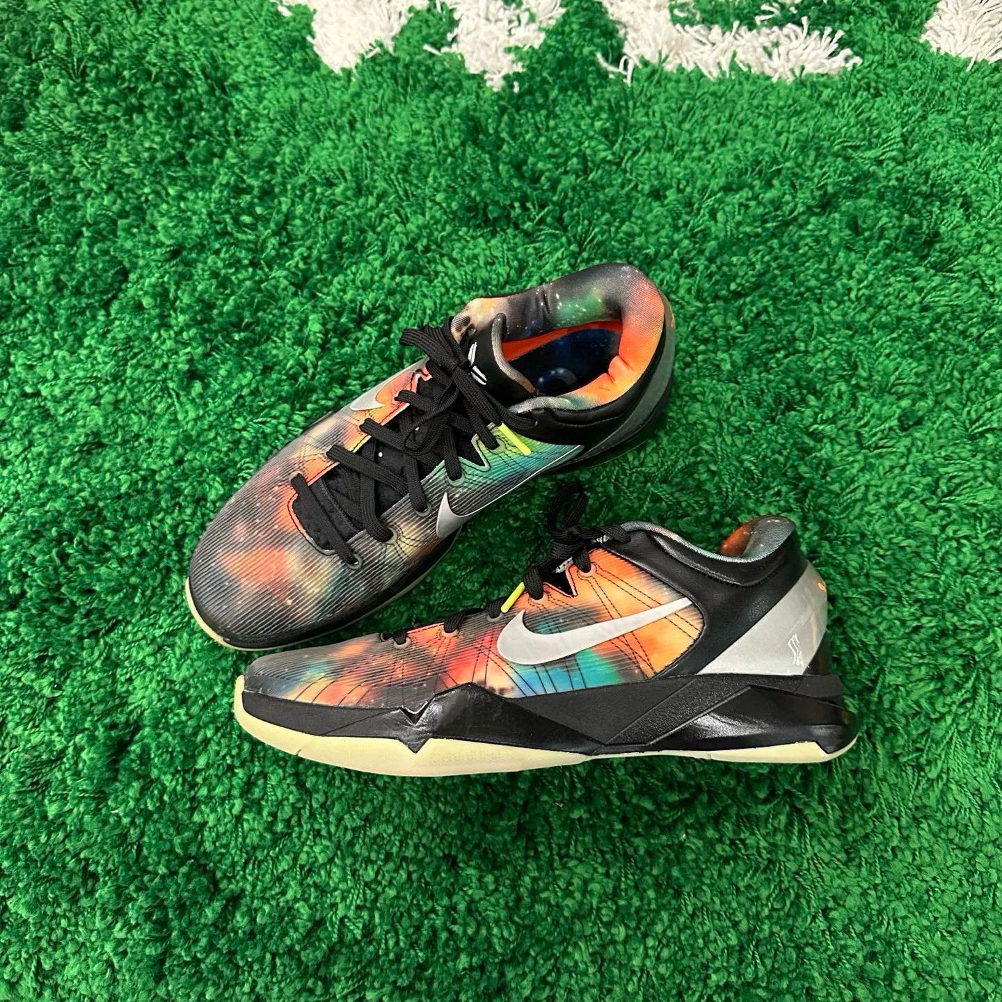 Nike Nike Multi Lowtop Sneakers 11.5 Men Size US 11.5 / EU 44-45 - 8 Thumbnail
