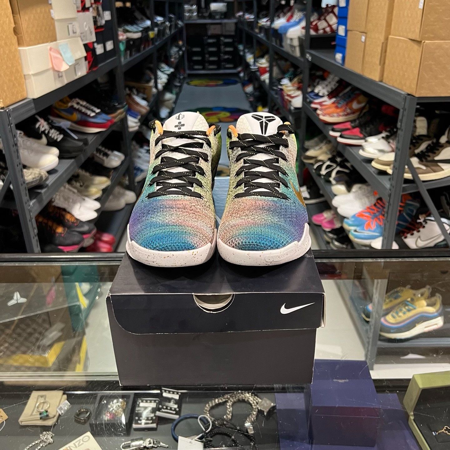 Nike Nike Multi Lowtop Sneakers 10.5 Men Size US 10.5 / EU 43-44 - 2 Thumbnail
