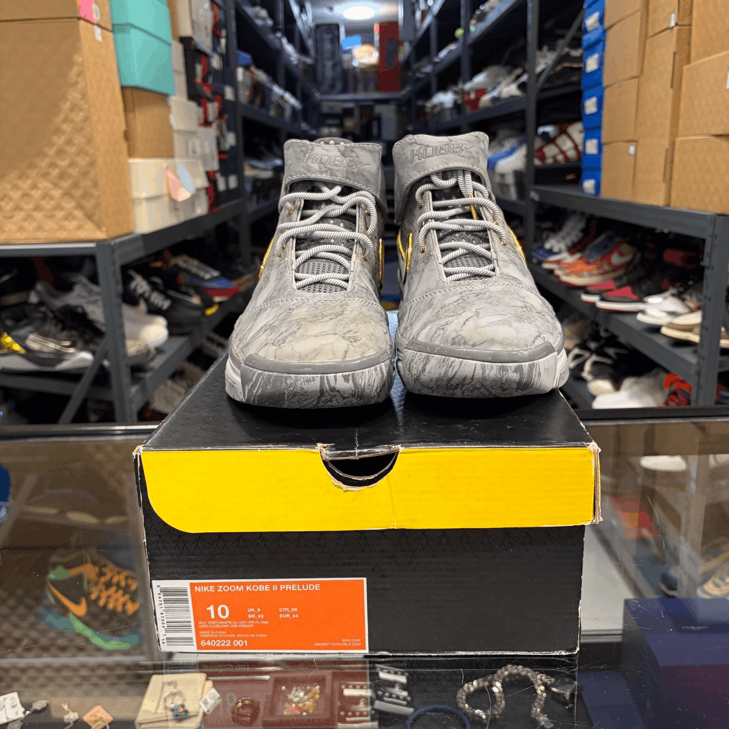 Nike Nike Gray Lowtop Sneakers 10.5 Men Size US 10.5 / EU 43-44 - 2 Thumbnail