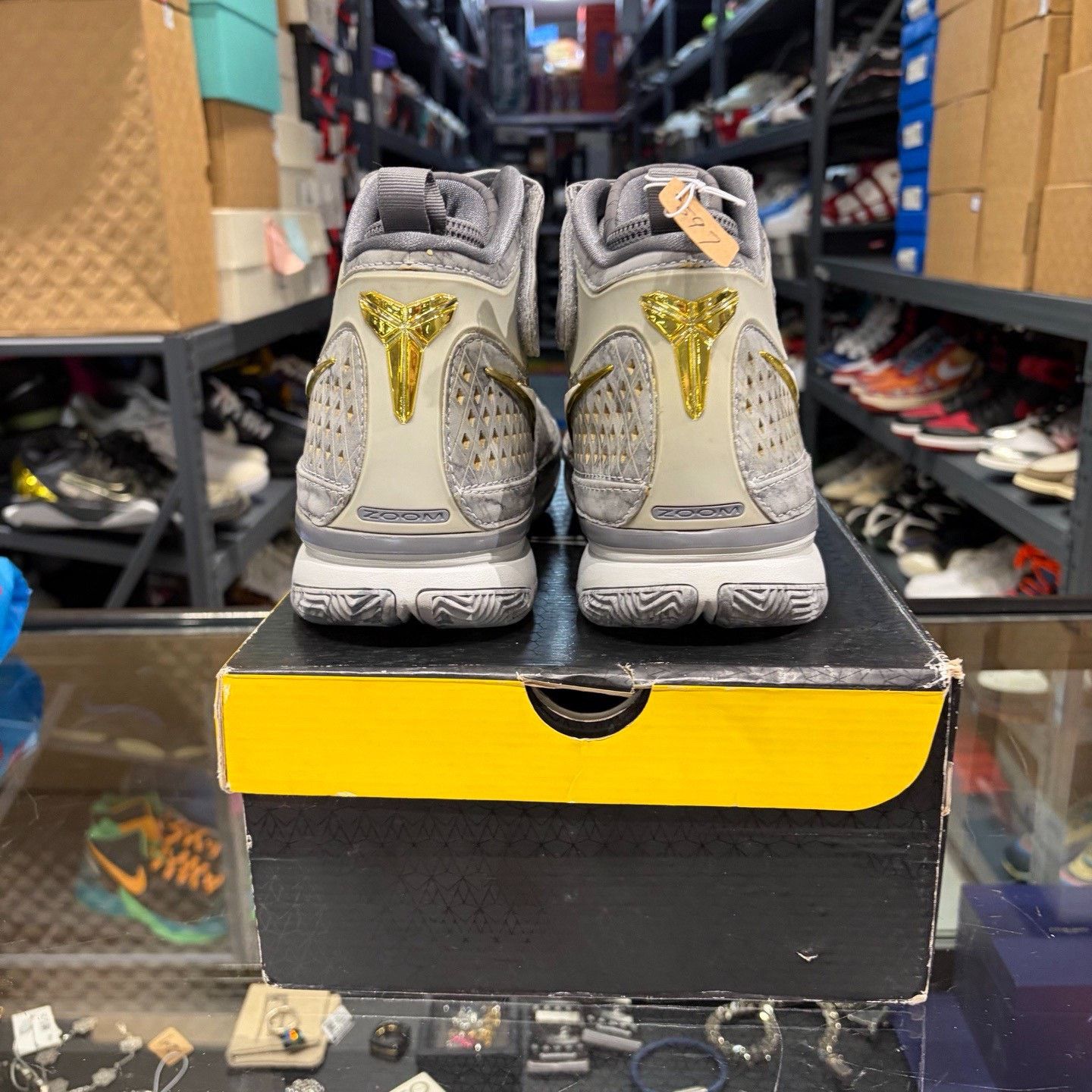 Nike Nike Gray Lowtop Sneakers 10.5 Men Size US 10.5 / EU 43-44 - 3 Thumbnail