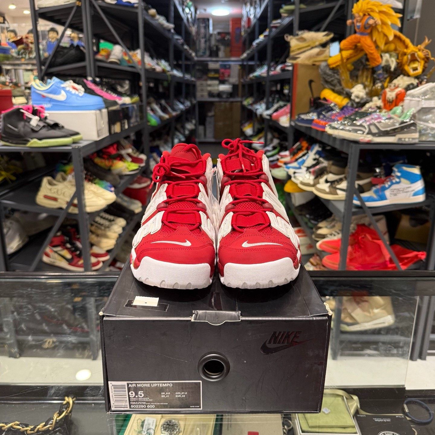 Nike Nike Red Lowtop Sneakers 10 Men Size US 10 / EU 43 - 2 Thumbnail