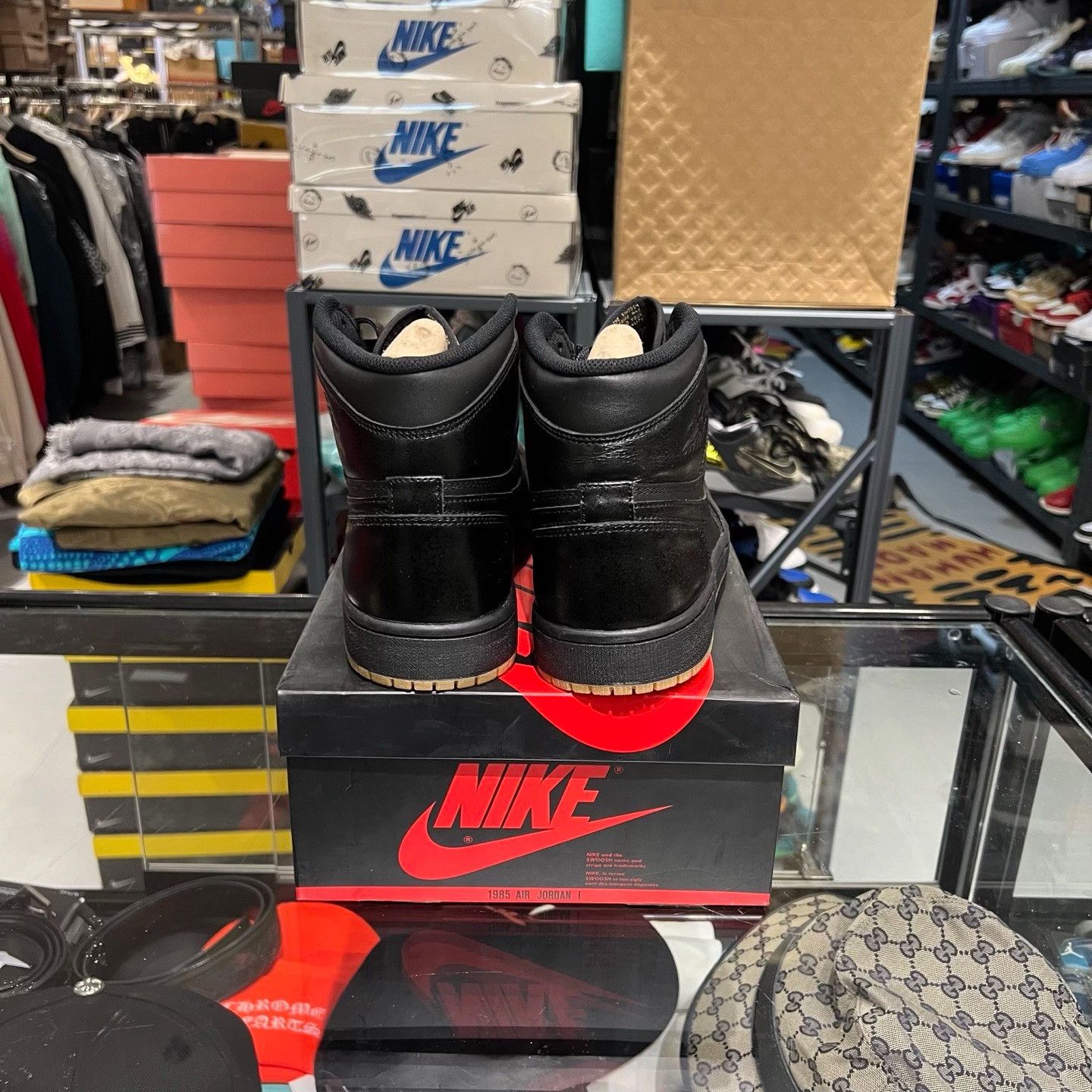 Nike Nike Black Lowtop Sneakers 12 Men Size US 12 / EU 45 - 3 Thumbnail