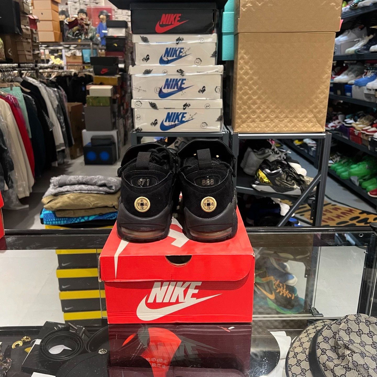 Nike Nike Lowtop Sneakers 10.5 Men Size US 10.5 / EU 43-44 - 3 Thumbnail