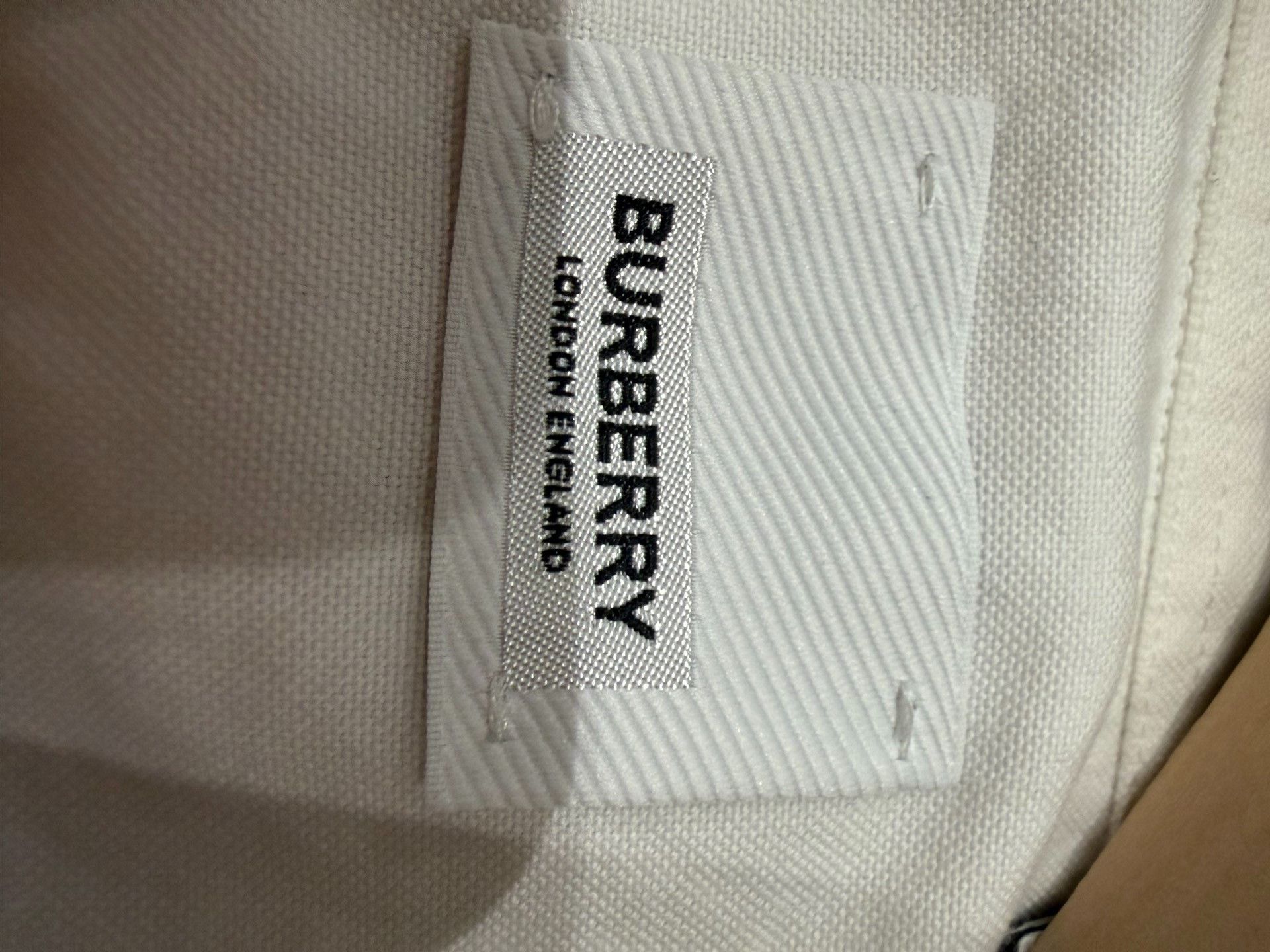 Burberry Burberry White Shirt xl Men Size US XL / EU 56 / 4 - 4 Thumbnail