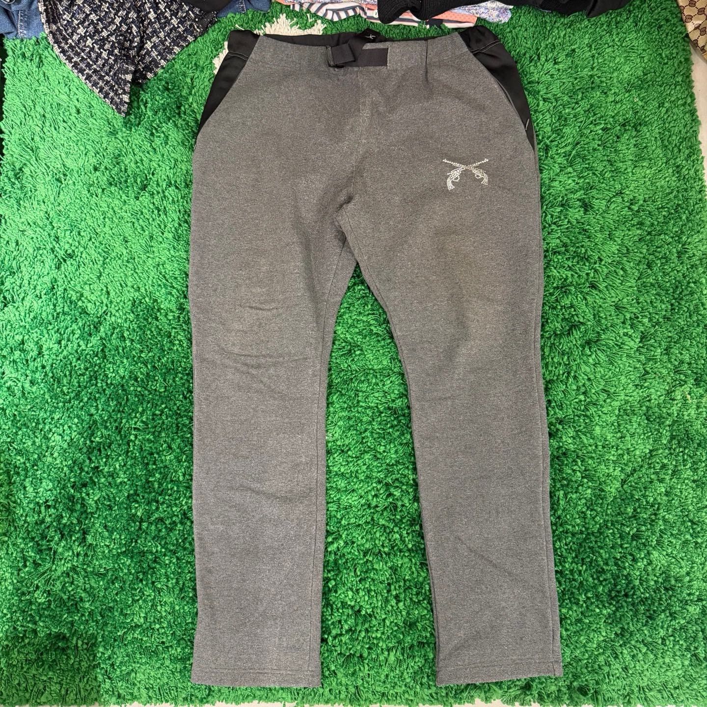 Givenchy Givenchy Gray Sweatpants 28 Women Size 28" / US 6 / IT 42 - 3 Thumbnail
