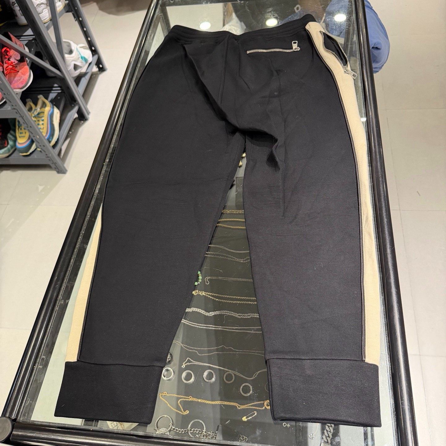 Balenciaga Balenciaga Sweatpants 36 Men Size US 36 / EU 52 - 6 Thumbnail