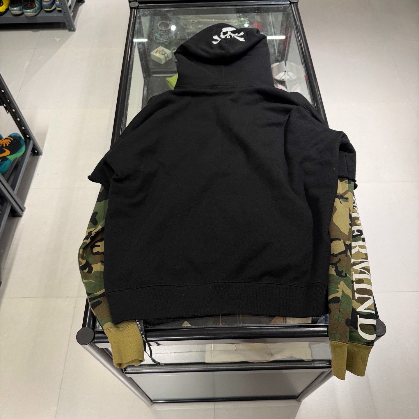 Mastermind Japan Mastermind Japan Hoodie s Men Size US S / EU 44-46 / 1 - 6 Thumbnail