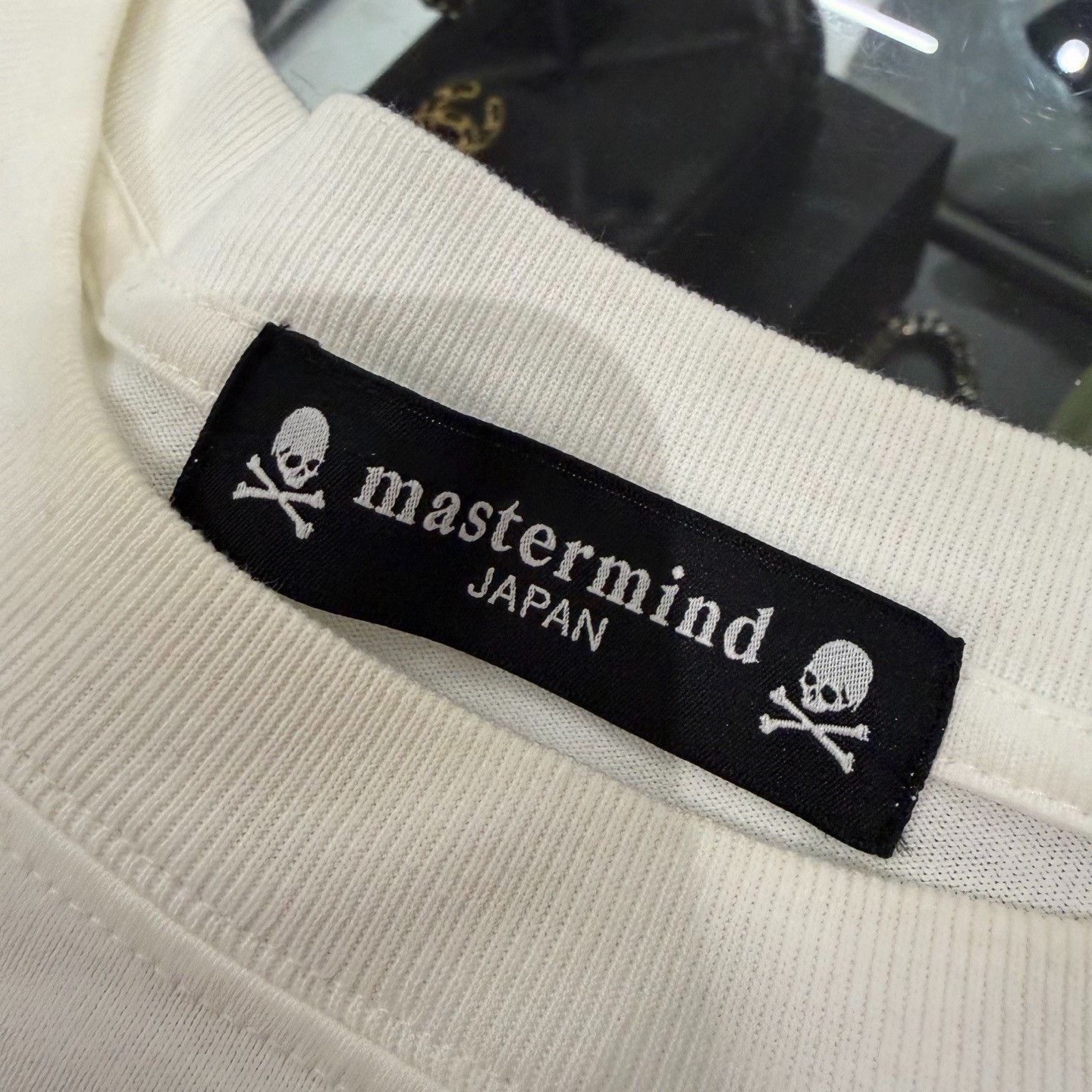 Mastermind Japan Mastermind Japan White T-Shirt xl Men Size US XL / EU 56 / 4 - 6 Thumbnail