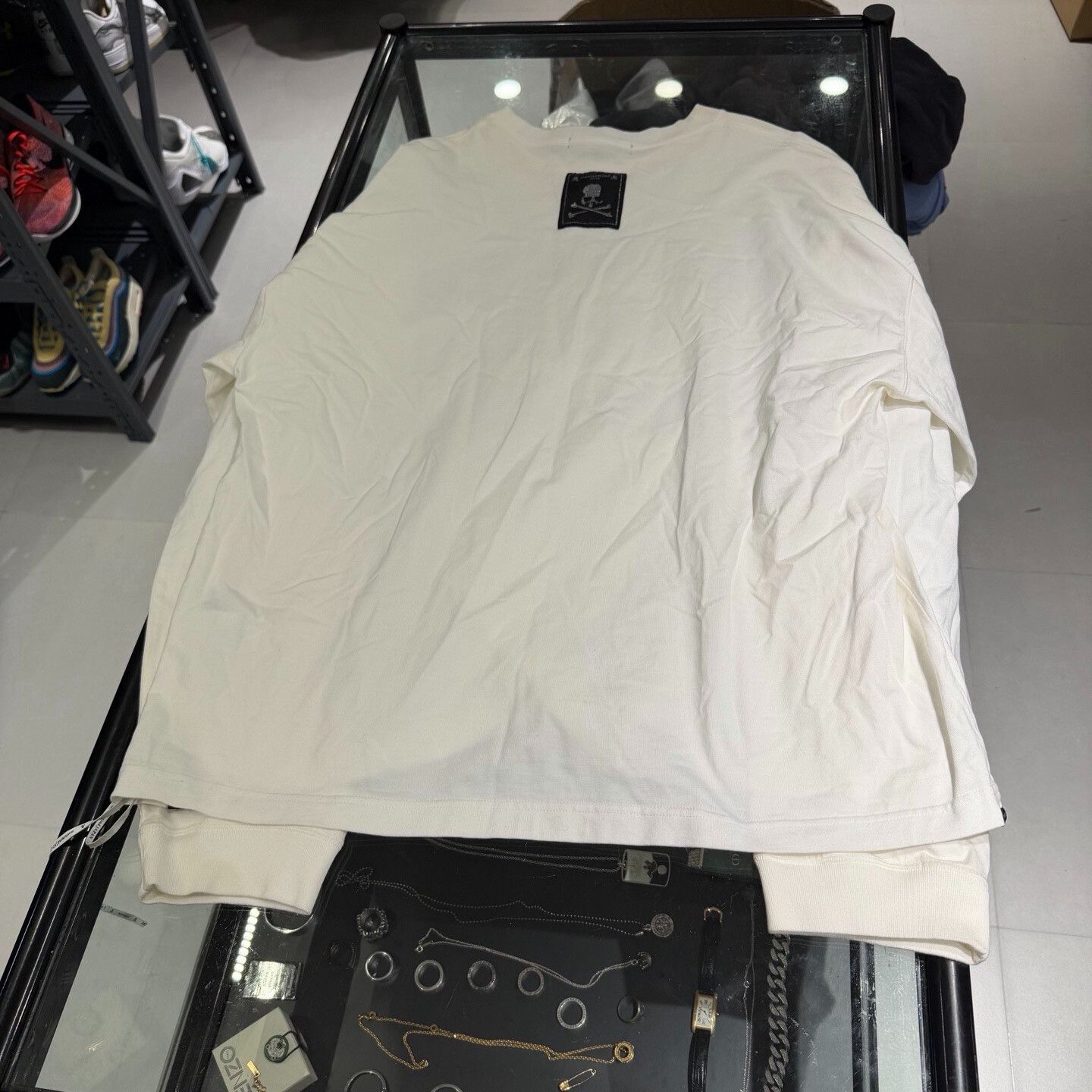 Mastermind Japan Mastermind Japan White T-Shirt xl Men Size US XL / EU 56 / 4 - 4 Thumbnail