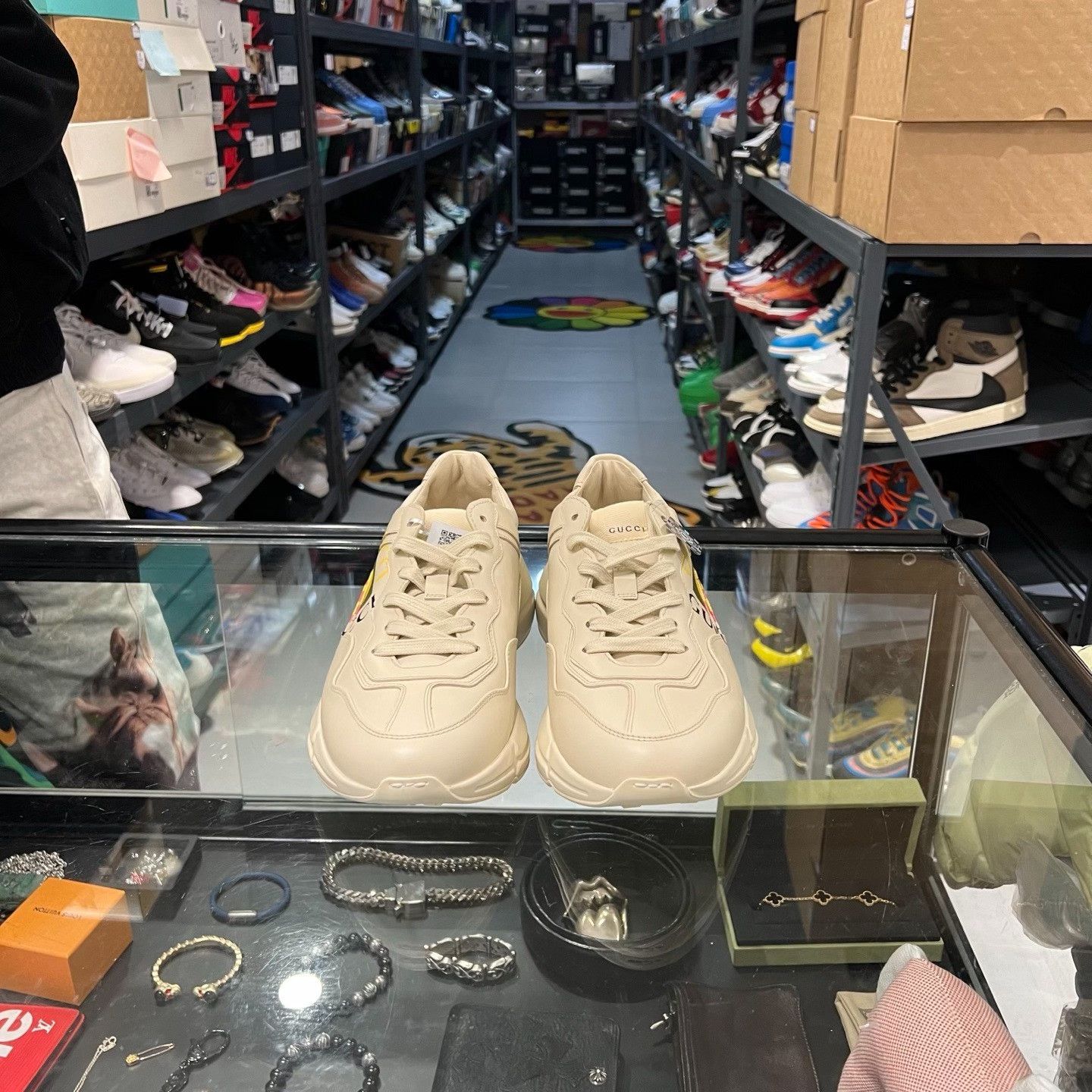 Gucci Gucci Lowtop Sneakers us_6-5 Women Size US 6.5 / IT 36.5 - 2 Thumbnail