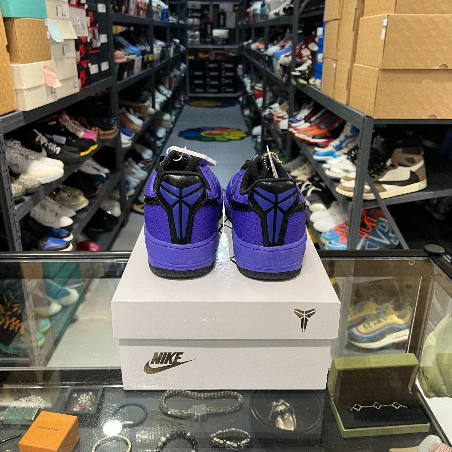 Nike Nike Purple Lowtop Sneakers 11.5 Men Size US 11.5 / EU 44-45 - 3 Thumbnail