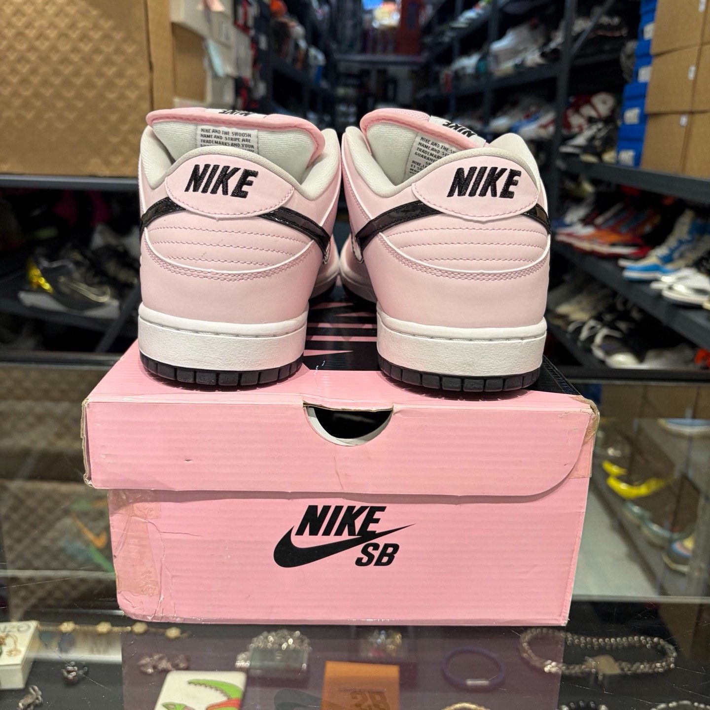 Nike Nike Pink Lowtop Sneakers 12 Men Size US 12 / EU 45 - 3 Thumbnail