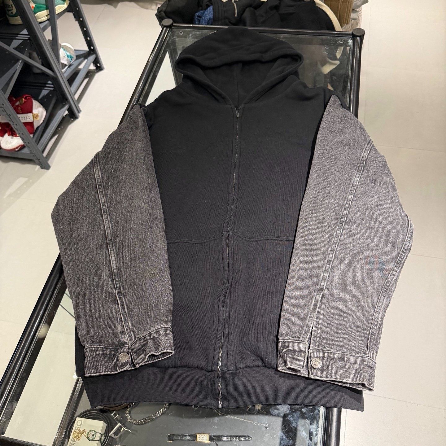Balenciaga Balenciaga Light Jacket l Men Size US L / EU 52-54 / 3 - 7 Thumbnail