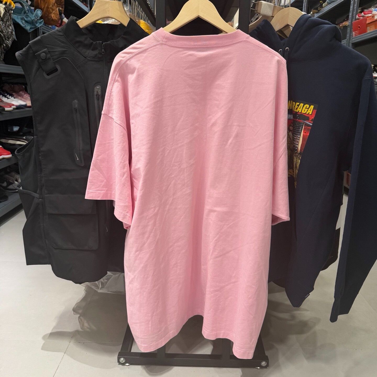 Balenciaga Balenciaga Pink T-Shirt XS Women Size XS / US 0-2 / IT 36-38 - 2 Thumbnail