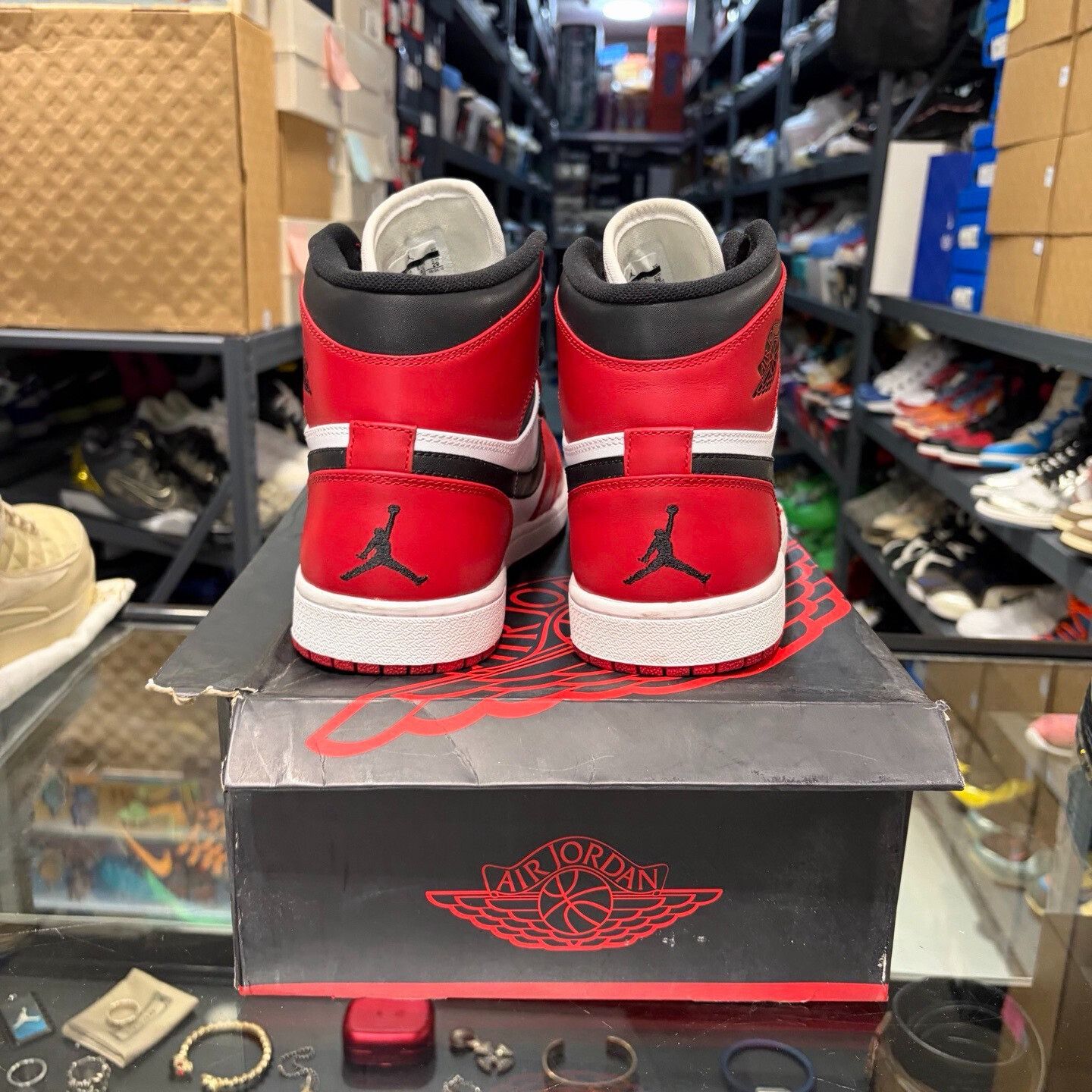 Nike Nike Red Lowtop Sneakers 11.5 Men Size US 11.5 / EU 44-45 - 3 Thumbnail