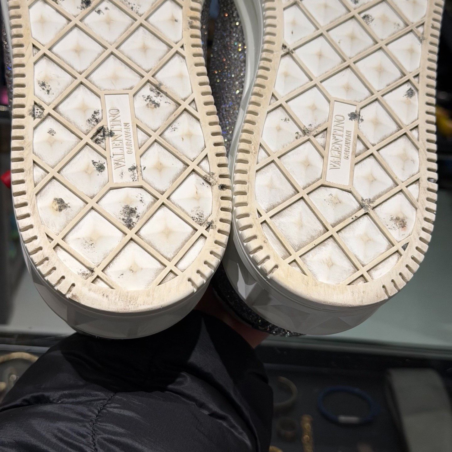 Valentino Valentino Lowtop Sneakers 10.5 Men Size US 10.5 / EU 43-44 - 8 Thumbnail