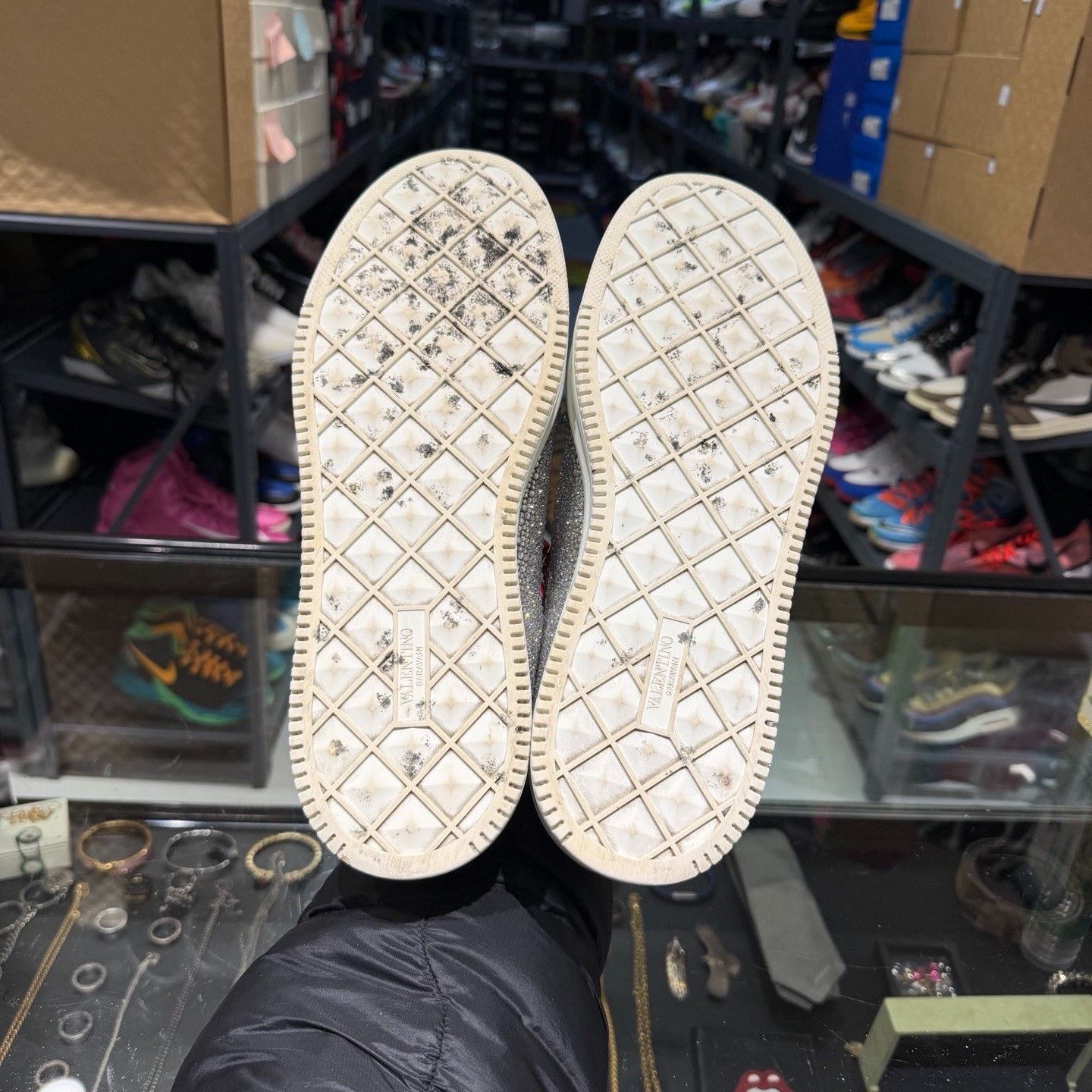 Valentino Valentino Lowtop Sneakers 10.5 Men Size US 10.5 / EU 43-44 - 6 Thumbnail