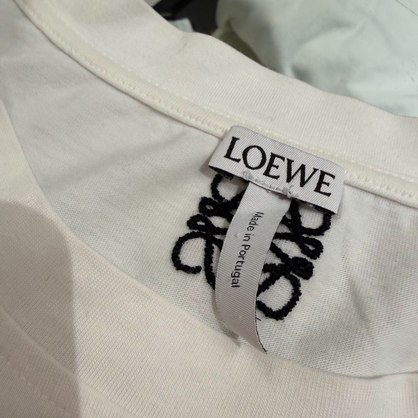 Loewe Loewe White T-Shirt S Women Size S / US 4 / IT 40 - 2 Thumbnail